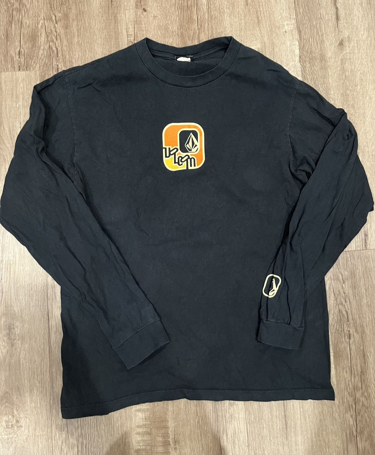 Volcom Vintage Volcom square logo L/S Size US L / EU 52-54 / 3 - 2 Thumbnail
