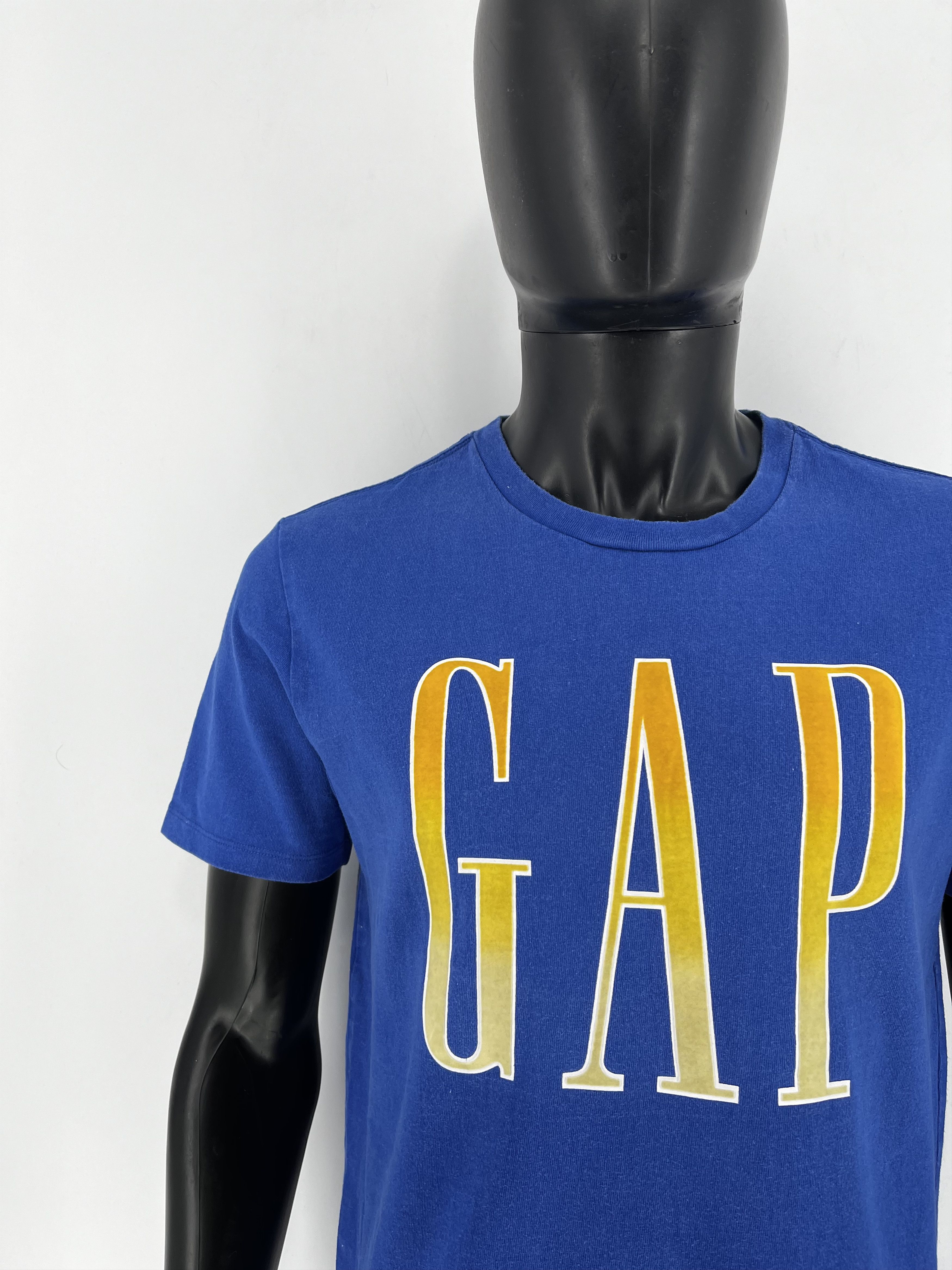 Gap Vintage Y2K Gap Logo T-Shirt Streetwear Fashion Size M Size US M / EU 48-50 / 2 - 7 Thumbnail