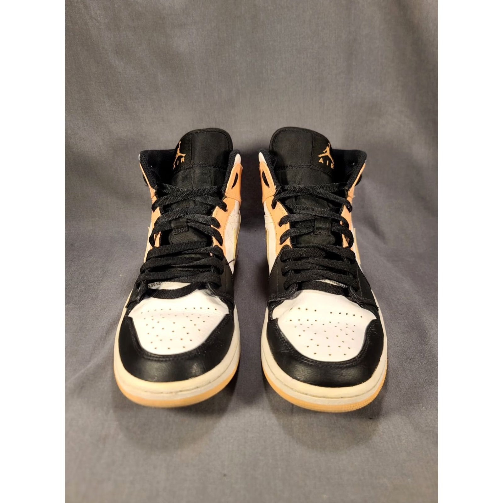 Jordan Brand Air Jordan 1 Mid 554724-133 Mens 9 Artic Orange Shirt Sneaker Basketball Shoes Size US 9 / EU 42 - 4 Thumbnail