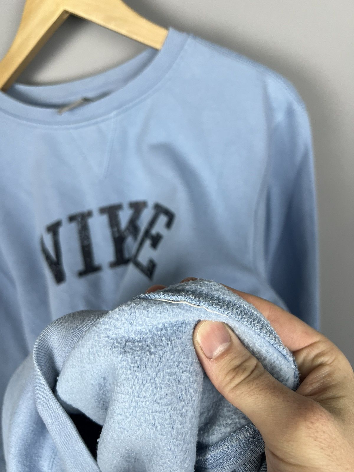 Nike Nike Vintage Sweatshirt Big Logo Swoosh Crewneck 2000s Size US M / EU 48-50 / 2 - 11 Thumbnail