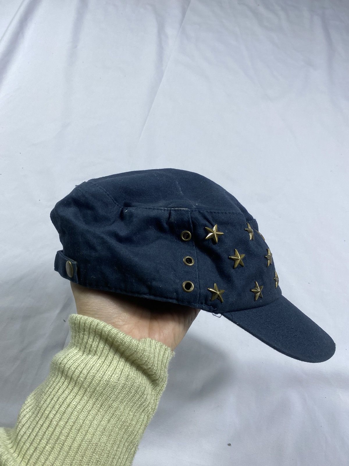20471120 Two Fold Distressed Studded Commando Coded HAT Ifsix style Size ONE SIZE - 4 Thumbnail