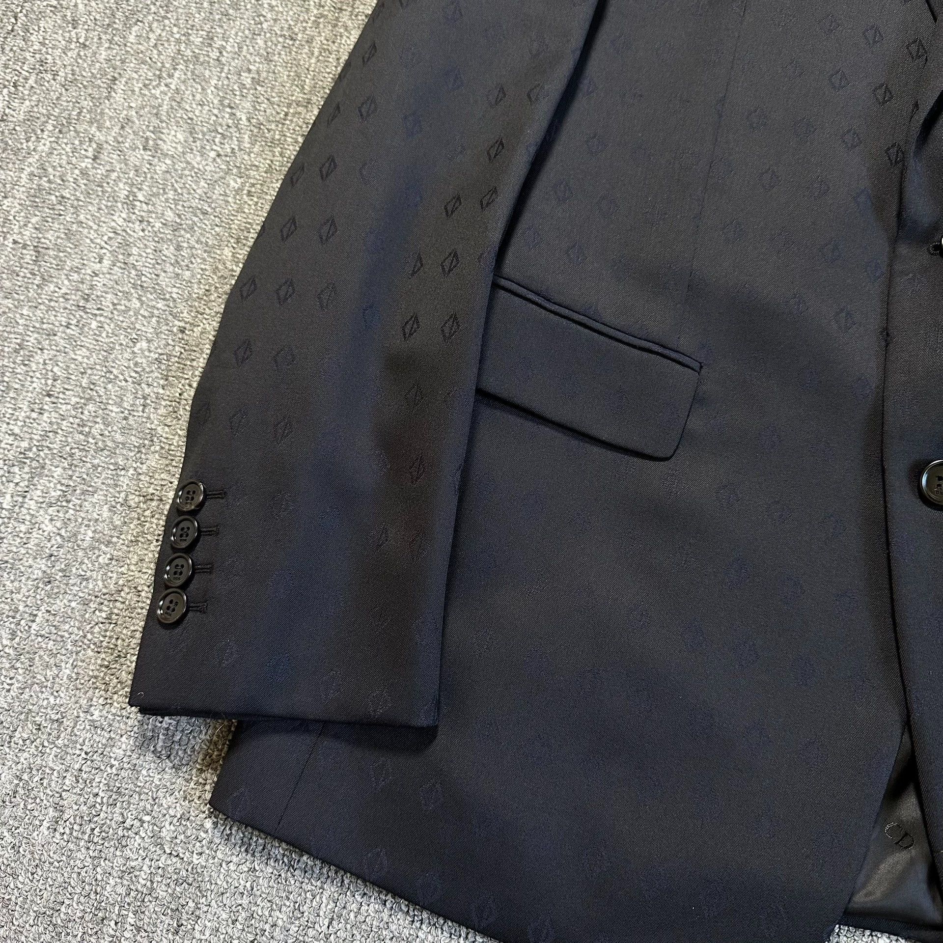 Dior dior dark pattern logo wool suit jacket Size US L / EU 52-54 / 3 - 2 Thumbnail