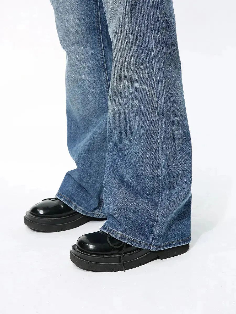 Japanese Brand Retro loose water ripple micro flared jeans Size US 32 / EU 48 - 2 Thumbnail