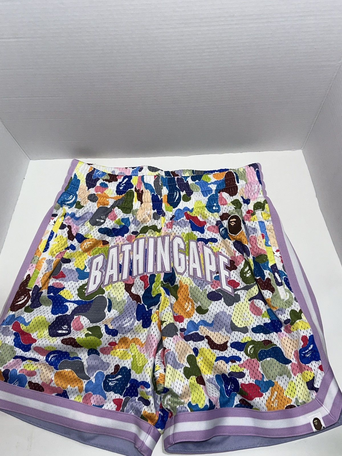 Bape RARE! BAPE White Multi Camo Basketball Shorts DS Size S Size US 30 / EU 46 - 1 Thumbnail