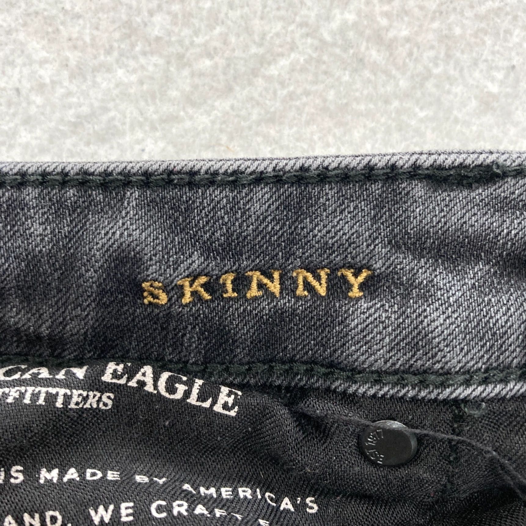 American Eagle Outfitters American Eagle Outfitters Skinny Jeans Mens 29x32 Black Stretch Denim Distressed Destroyed Size US 29 - 7 Thumbnail