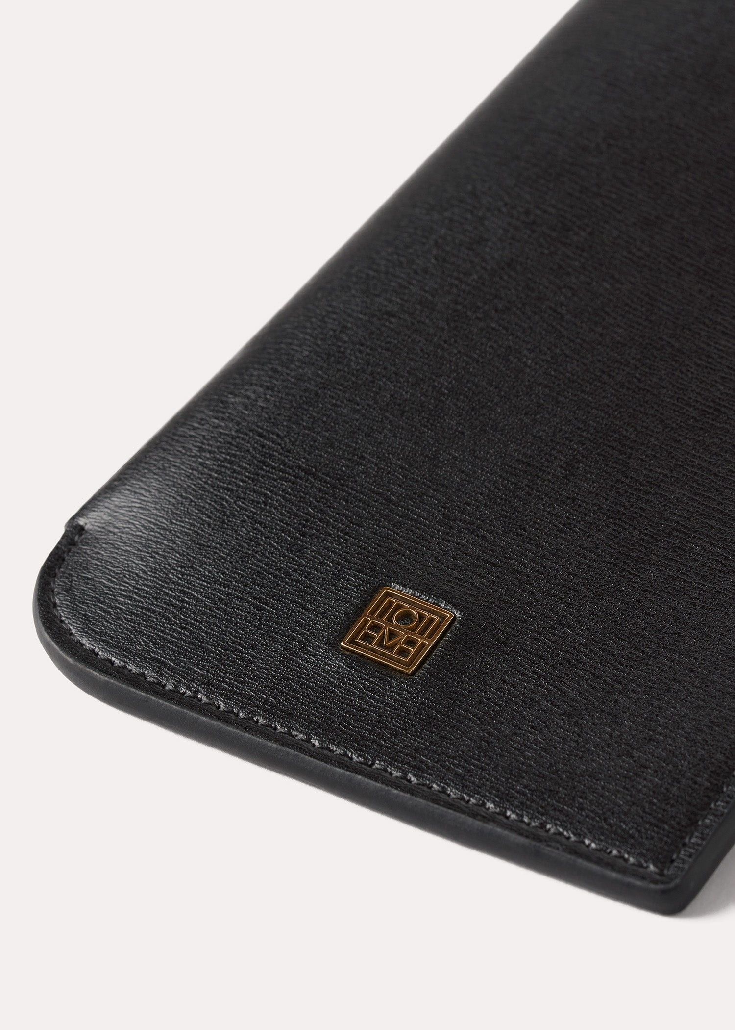 Toteme o1mle0525 Size: OS / Pocket Leather Pouch in Black Size ONE SIZE - 5 Thumbnail