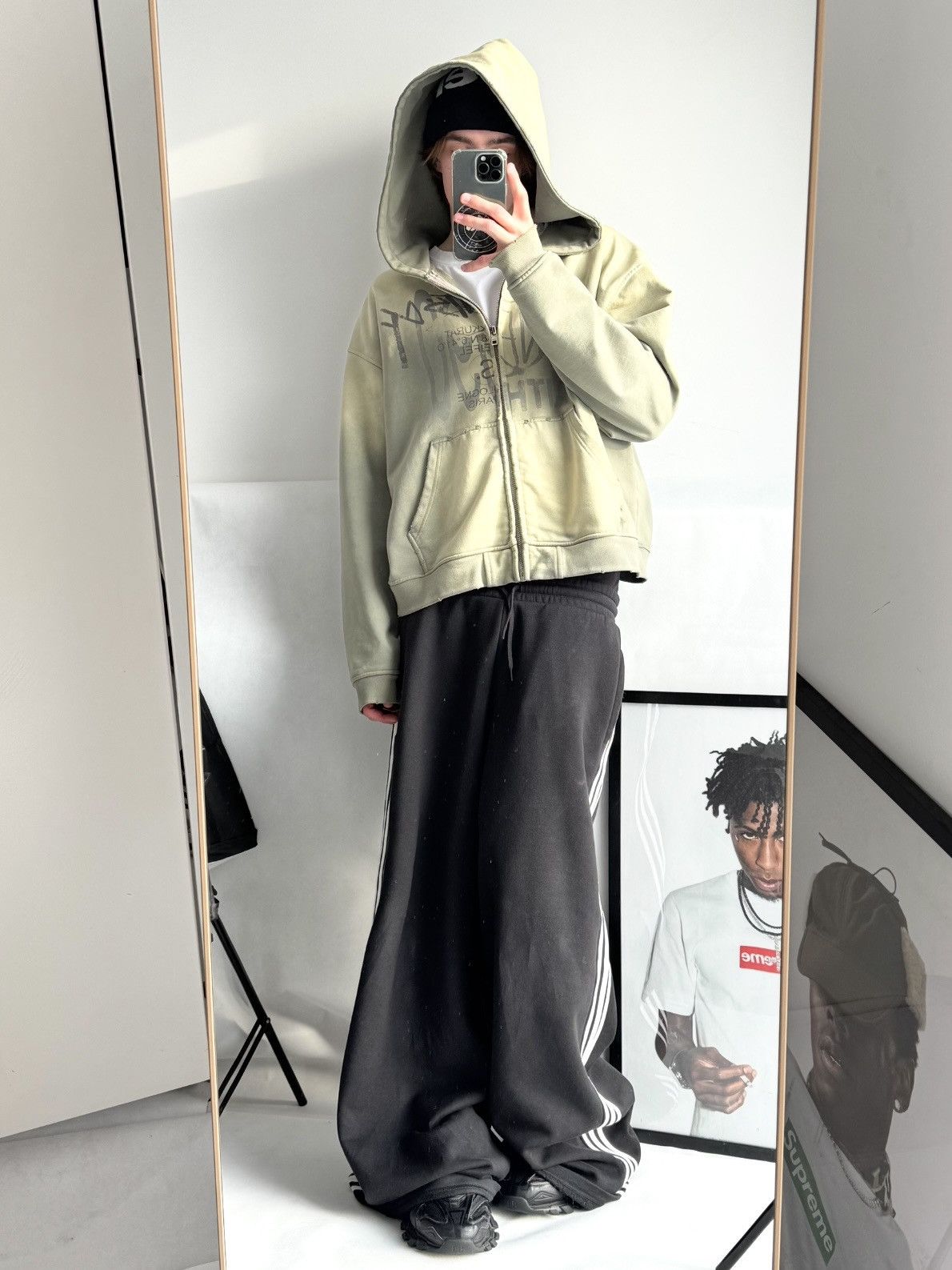 Adidas Unisex Adidas Balenciaga Style baggy Cotton Track Sweatpants Size US 33 - 17 Thumbnail