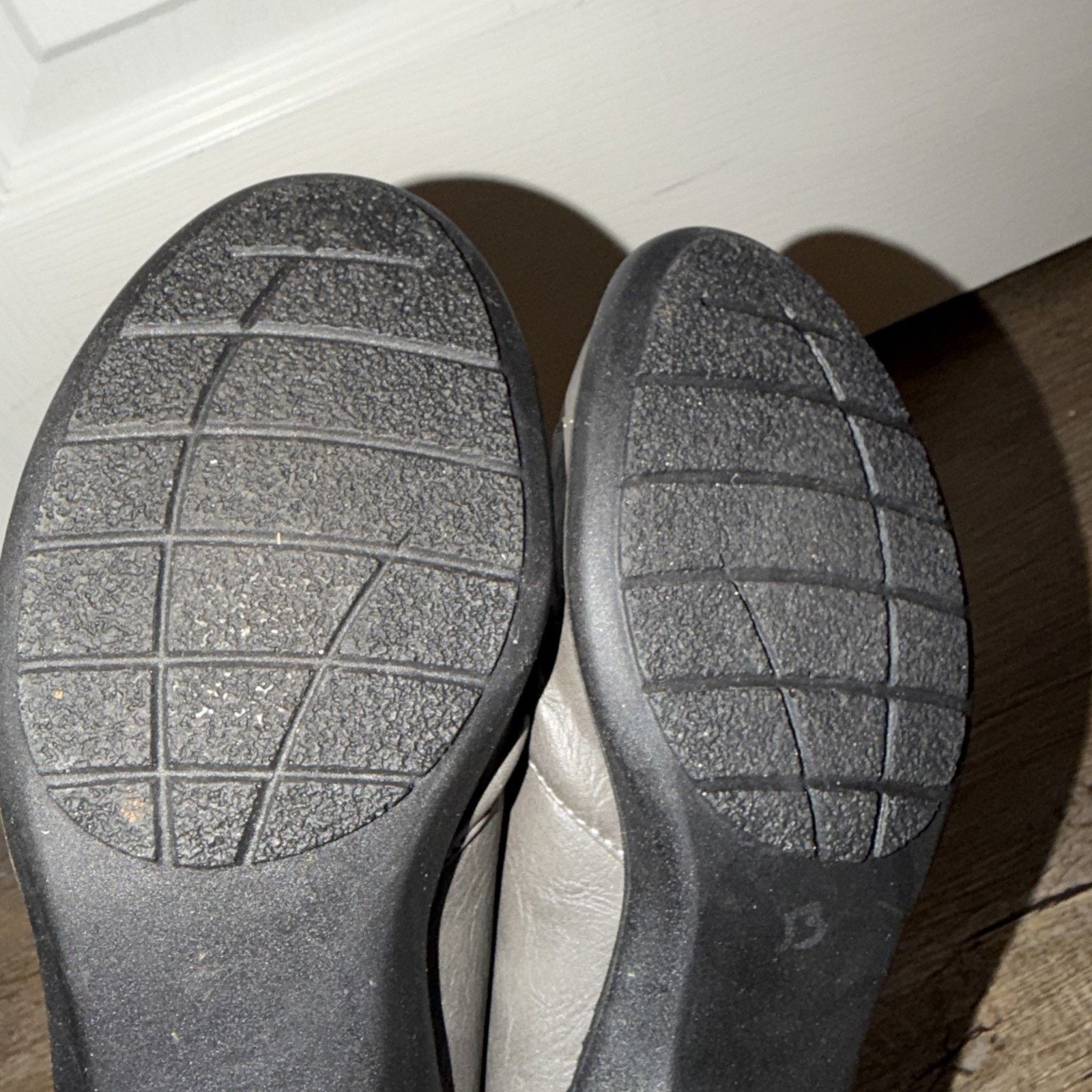 Other Men's Slip On Heeled Shoes Grey 6.5 Men Formal Casual Size US 6 / EU 39 - 9 Thumbnail