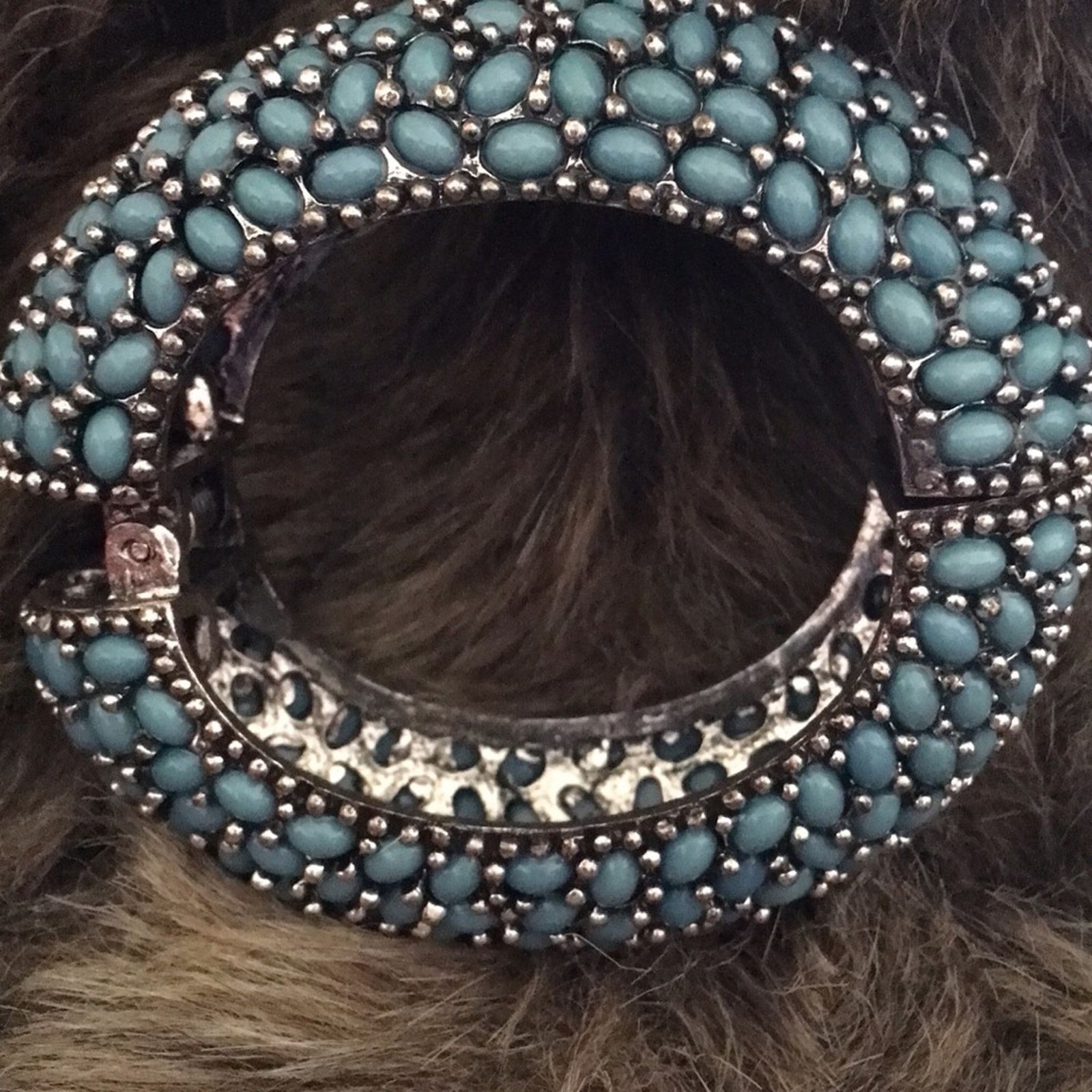 Jewelry Turquoise cabochon stone magnetic close bracelet Size ONE SIZE - 6 Thumbnail