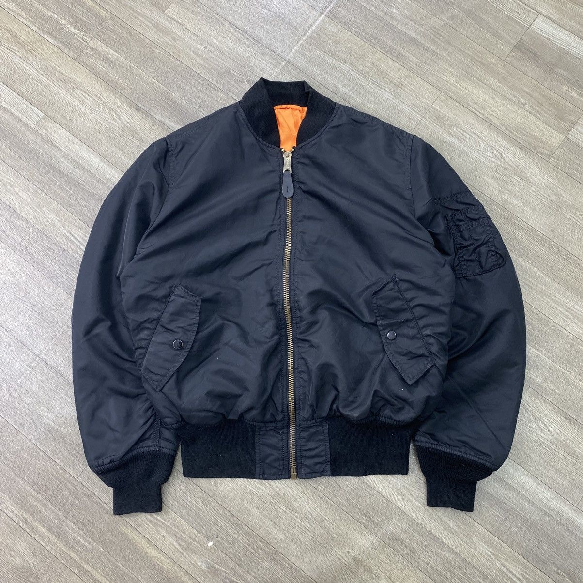 Alpha Industries Vintage Alpha Industries MA-1 Black Military Bomber Jacket Size US M / EU 48-50 / 2 - 1 Thumbnail