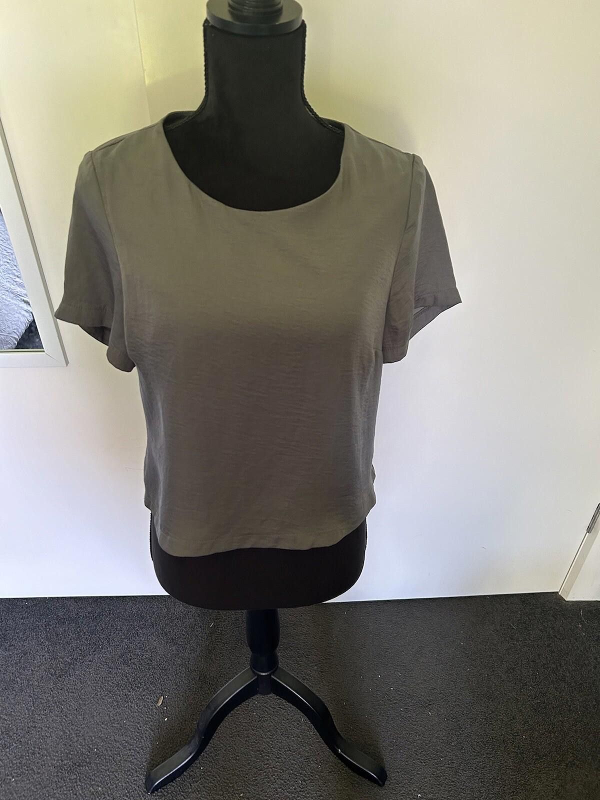 Designer PERFECT STRANGER Green Khaki Satin Feel Crop Top - Sz 8 Size S / US 4 / IT 40 - 1 Thumbnail