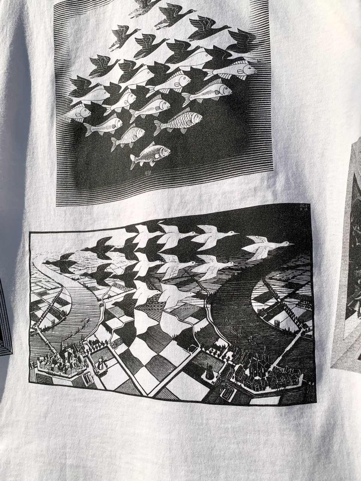 Vintage 1991 Vintage MC Escher All Over Print Tee 90s Size US L / EU 52-54 / 3 - 13 Thumbnail