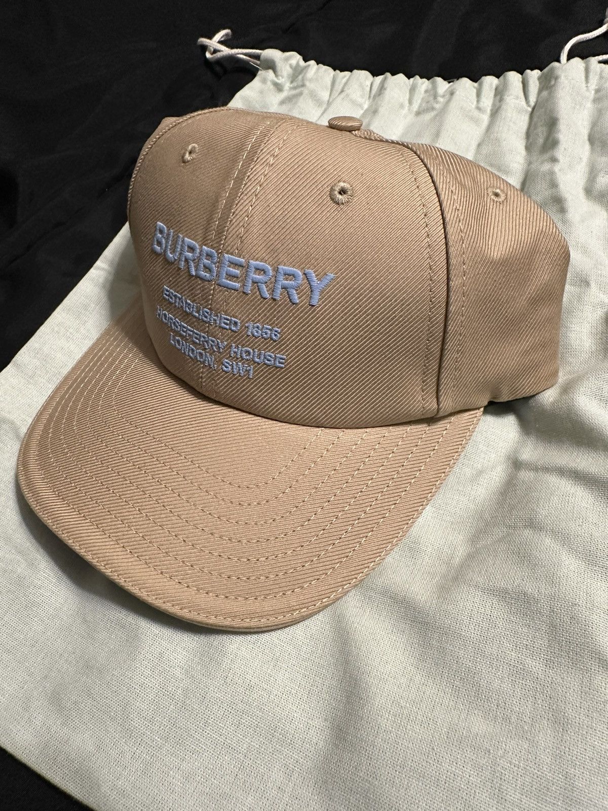 Burberry BURBERRY Horseferry Motif Baseball Cap Size ONE SIZE - 3 Thumbnail
