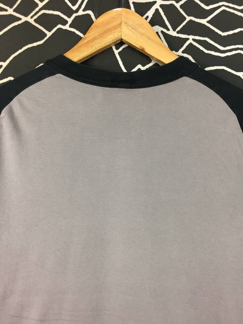 Volcom Vtg Volcom Skateboarding Science Long Sleeve Raglan Tee Size US S / EU 44-46 / 1 - 8 Thumbnail
