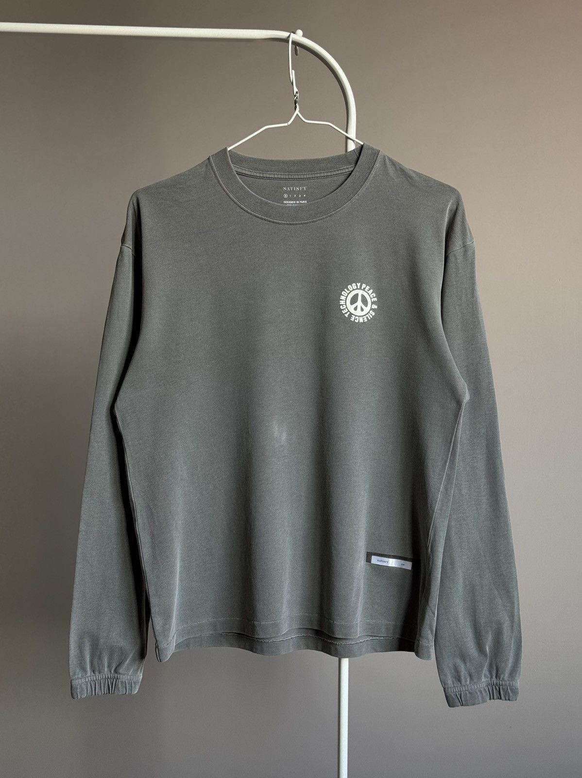 Satisfy Satisfy Running Gray Derma Peace Long Sleeve T-Shirt Size US XS / EU 42 / 0 - 6 Thumbnail