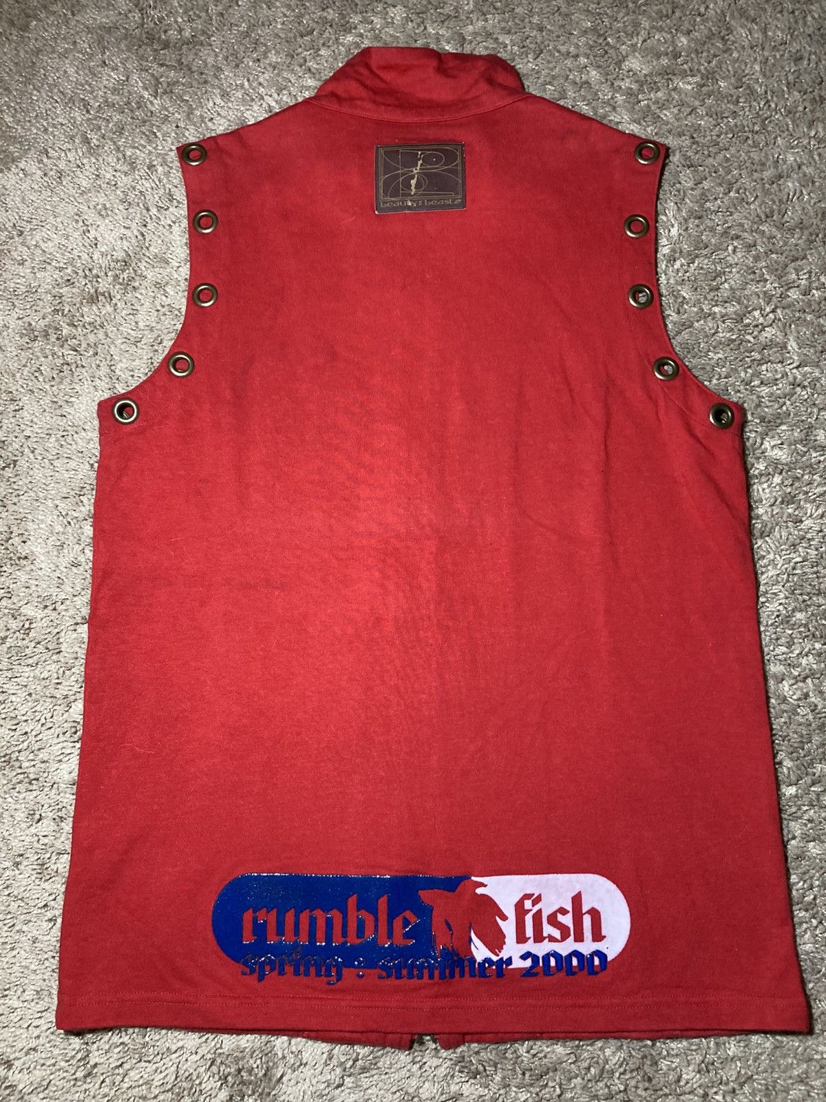 Beauty Beast SS2000 Beauty:Beast Rumble Fish Red Vest Logo Runway 2000 Size US L / EU 52-54 / 3 - 1 Thumbnail