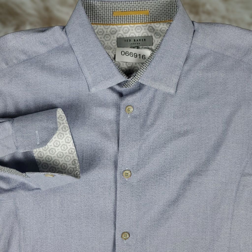 Ted Baker Ted Baker London Shirt Mens Size 4 Blue Button-Up Long Sleeve Casual Formal Size US S / EU 44-46 / 1 - 1 Thumbnail