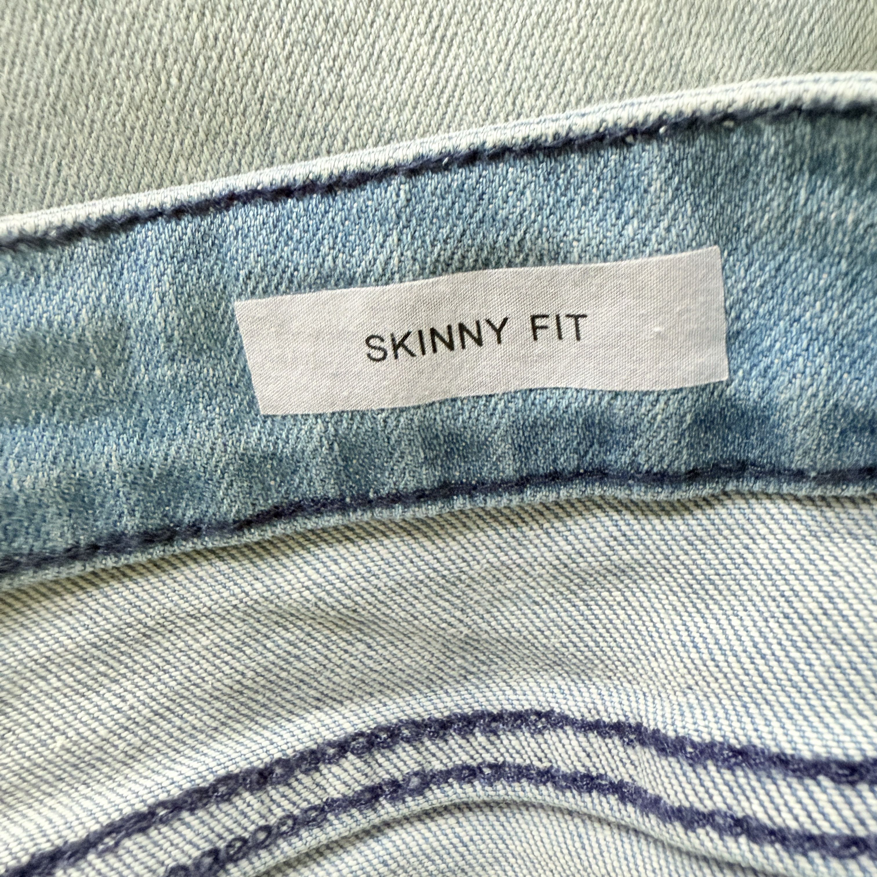 Judy Blue Judy Blue Mid Rise Tie Dye Hem Skinny Fit Light Blue Jeans Size 33" - 5 Thumbnail