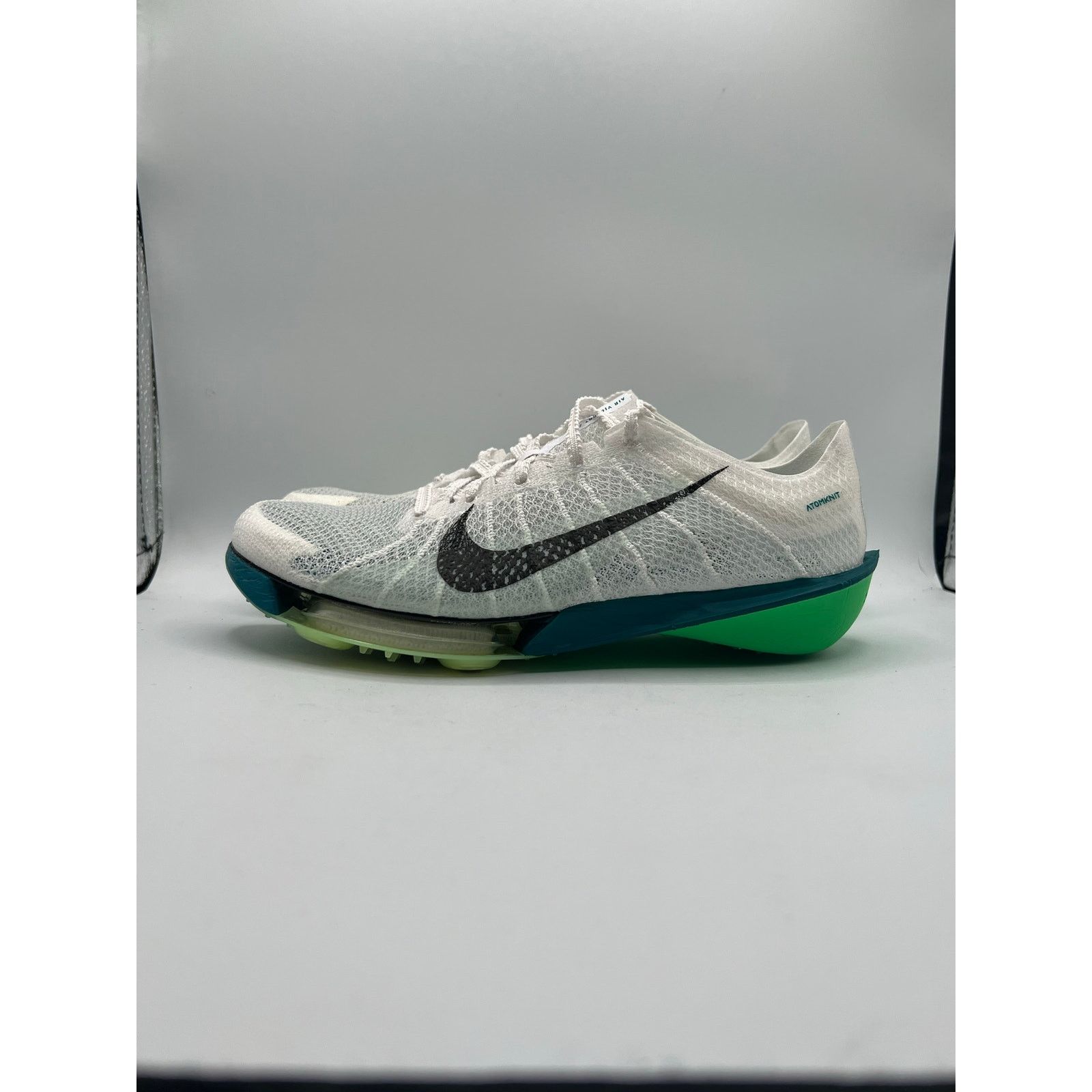 Nike Nike ZoomX Victory 2 “White Electric Algae” Size US 6 / IT 36 - 1 Thumbnail
