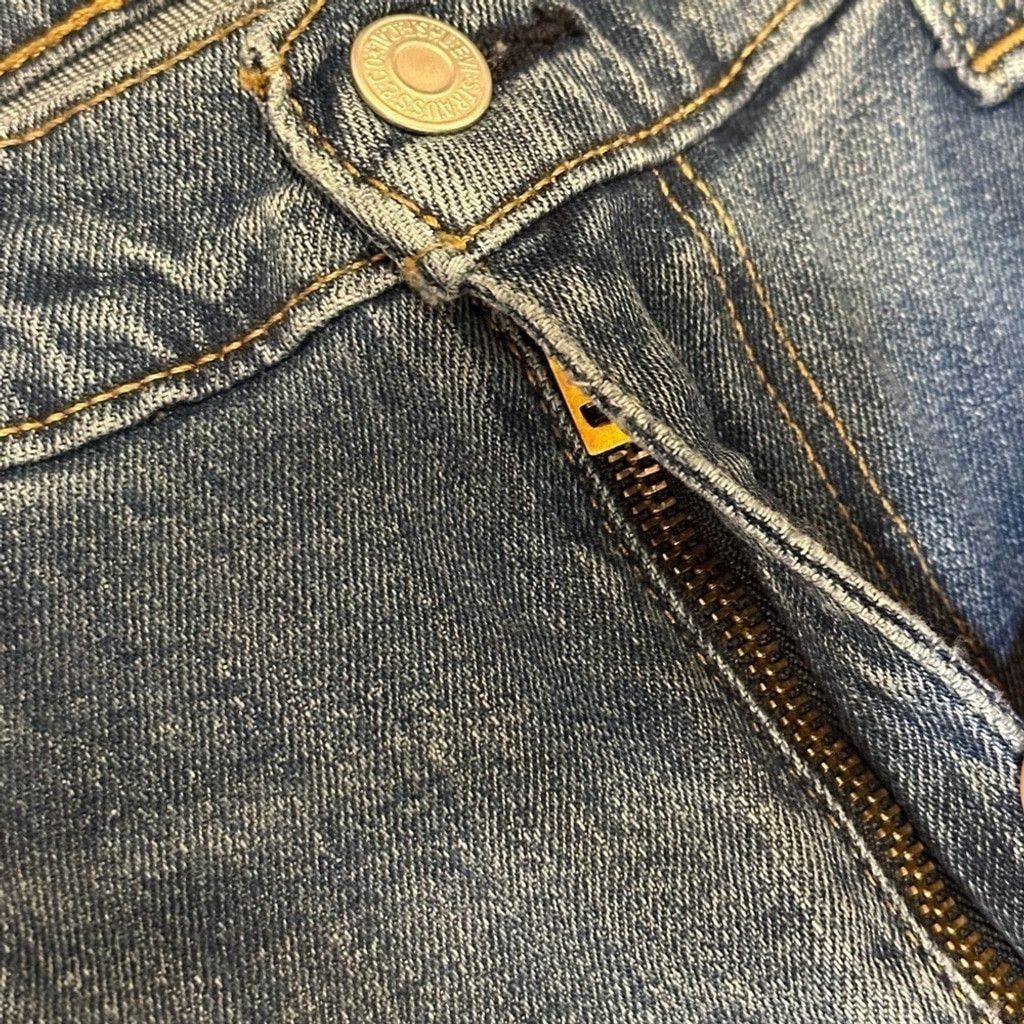 Levi's LEVI’s 505 Straight Leg Fit Blue Men’s Size 36. Size US 36 / EU 52 - 14 Thumbnail
