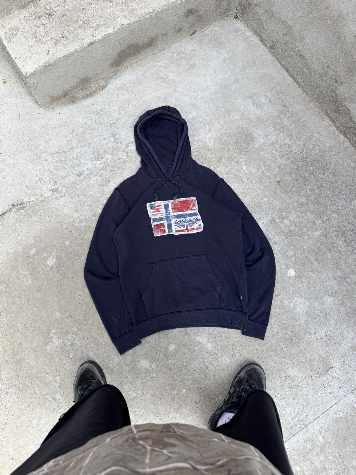 Napapijri VINTAGE NAPAPIJRI FLAG HOODIE Size US S / EU 44-46 / 1 - 1 Thumbnail