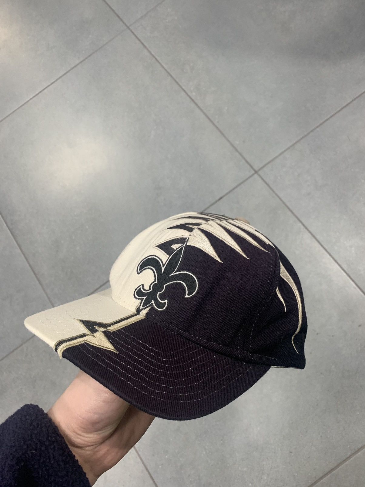 image of New Orleans Saints Nfl Starter Shockwave Pro Line Hat in Black, Men's