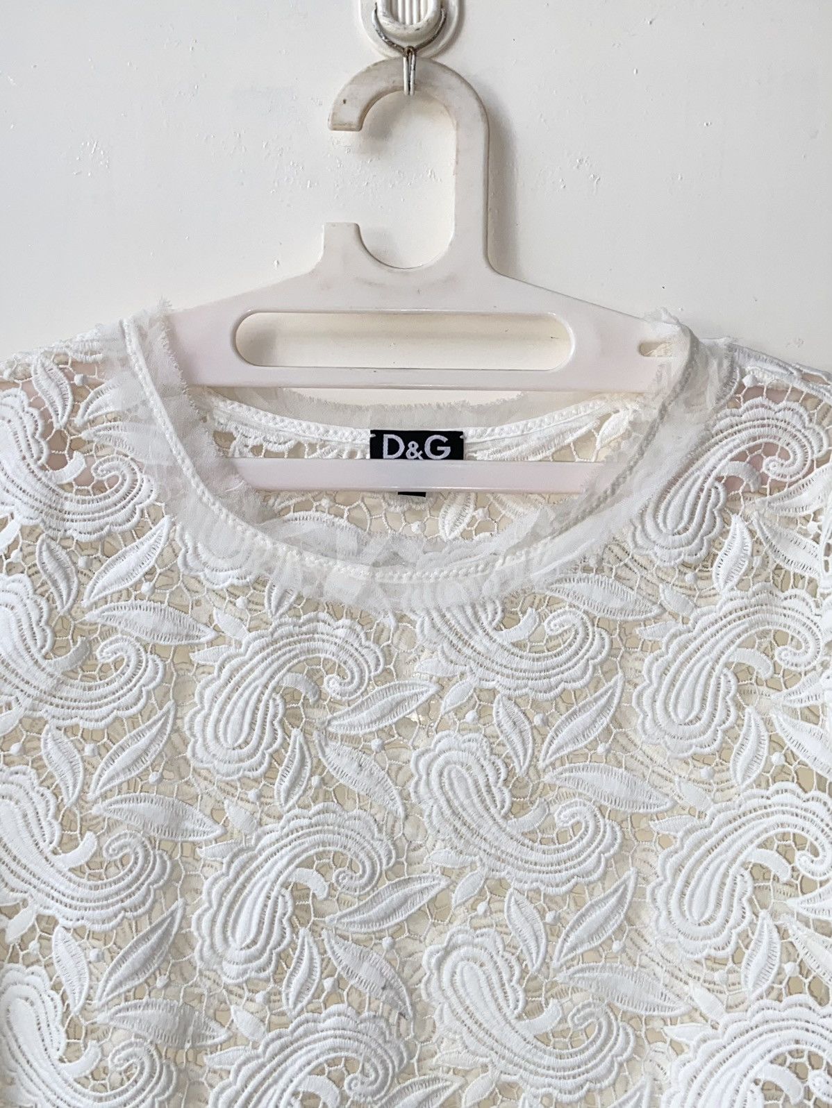 Dolce & Gabbana DOLCE & GABBANA White Mesh T-shirt Size US S / EU 44-46 / 1 - 10 Thumbnail