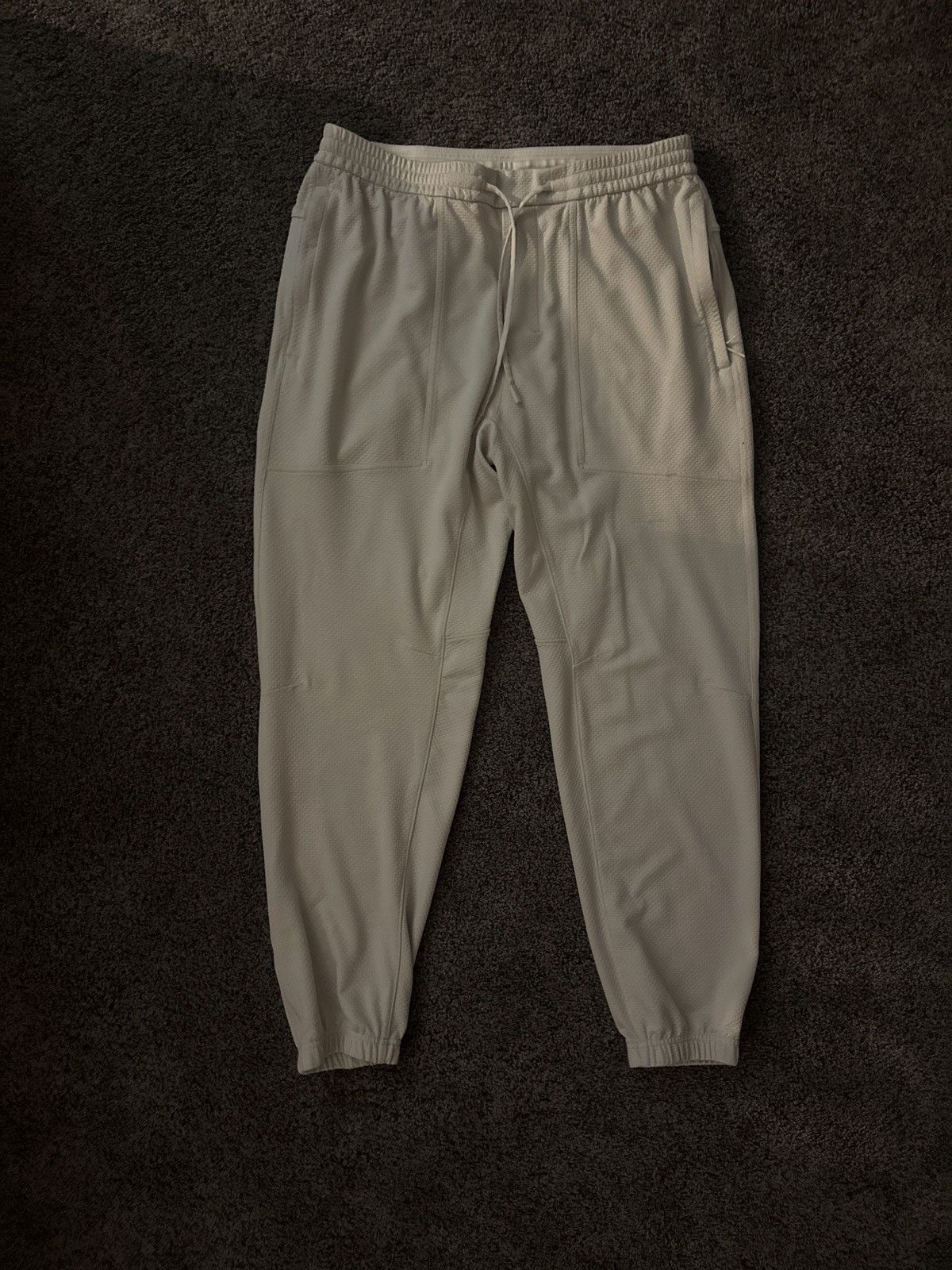 Lululemon Lulu License to Train Joggers SZ L Size US 34 / EU 50 - 1 Thumbnail
