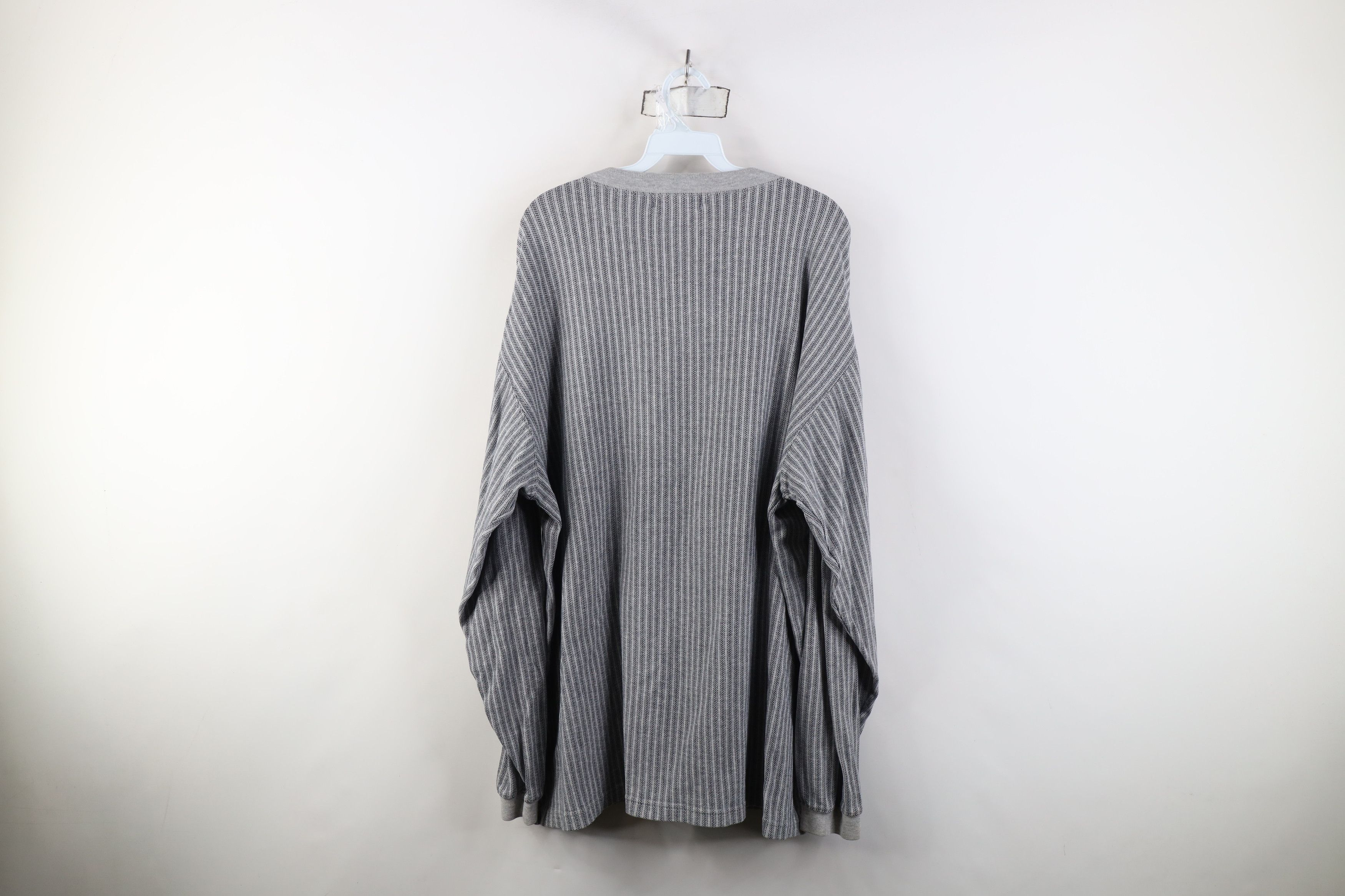 Eddie Bauer Vintage 90s Eddie Bauer Long Sleeve Henley T-Shirt Gray Size US L / EU 52-54 / 3 - 9 Thumbnail