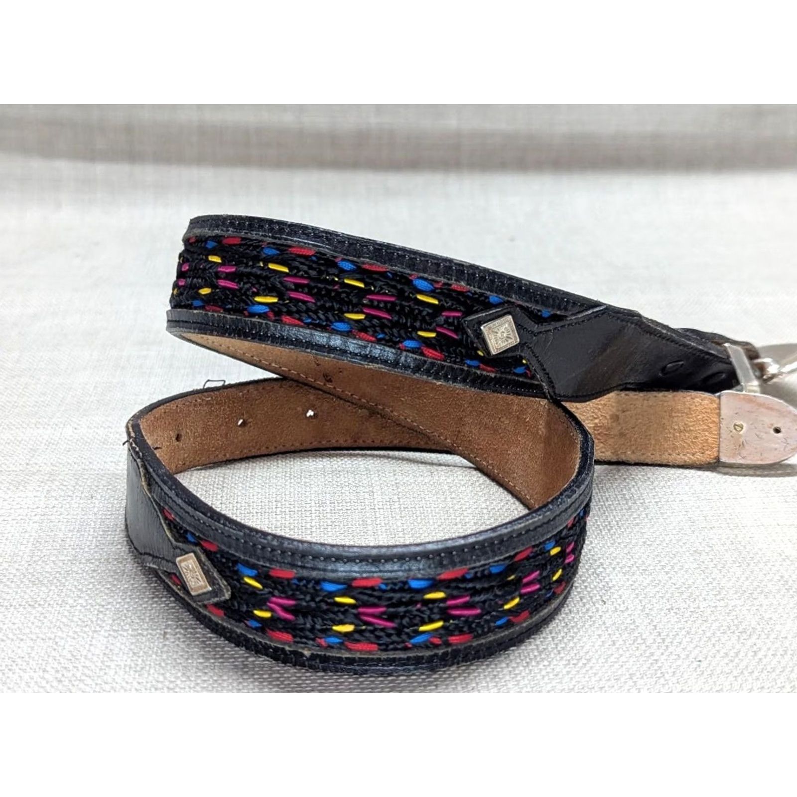 Vintage VINTAGE USA made WESTERN Belt 28 black leather EMBROIDERED cowhide RODEO buckle Size 28 - 3 Thumbnail