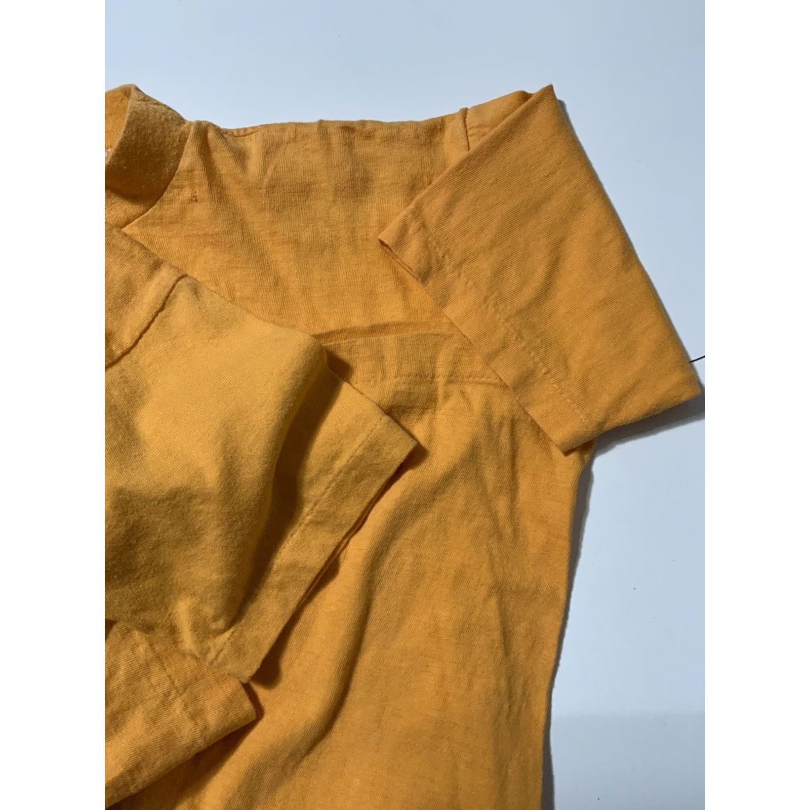 Vintage VINTAGE 80s Aqua Blues Supradur Single Stitch Yellow S/S Graphic T-Shirt Sz. M Shirt Adults M Yellow Graphic Supradur 1980s Mens Women? Size US S / EU 44-46 / 1 - 7 Thumbnail