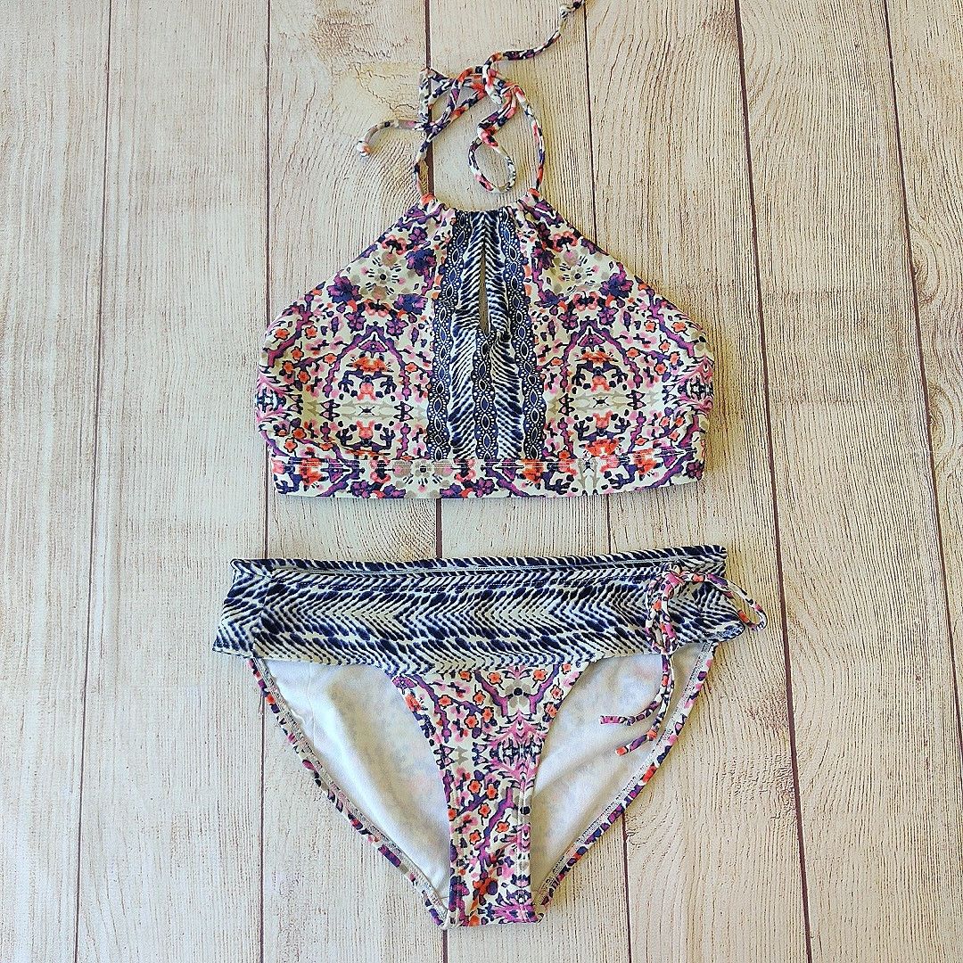 Athleta Athleta floral high top halter bikini set sz XS/S Size ONE SIZE - 5 Thumbnail