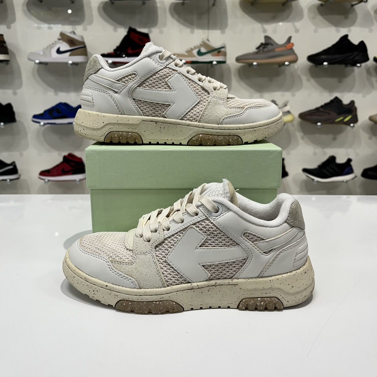 Off-White Off-White Wmns Out of Office Slim White Size US 7 / IT 37 - 1 Thumbnail
