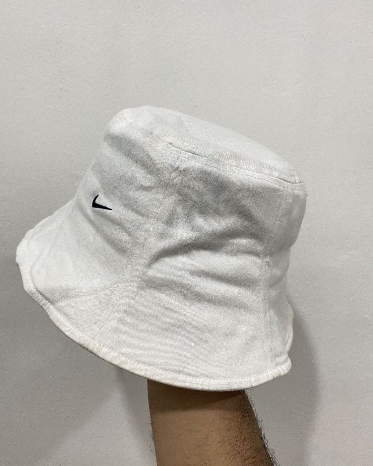 Nike VTG Nike Bucket Hat Size ONE SIZE - 2 Thumbnail