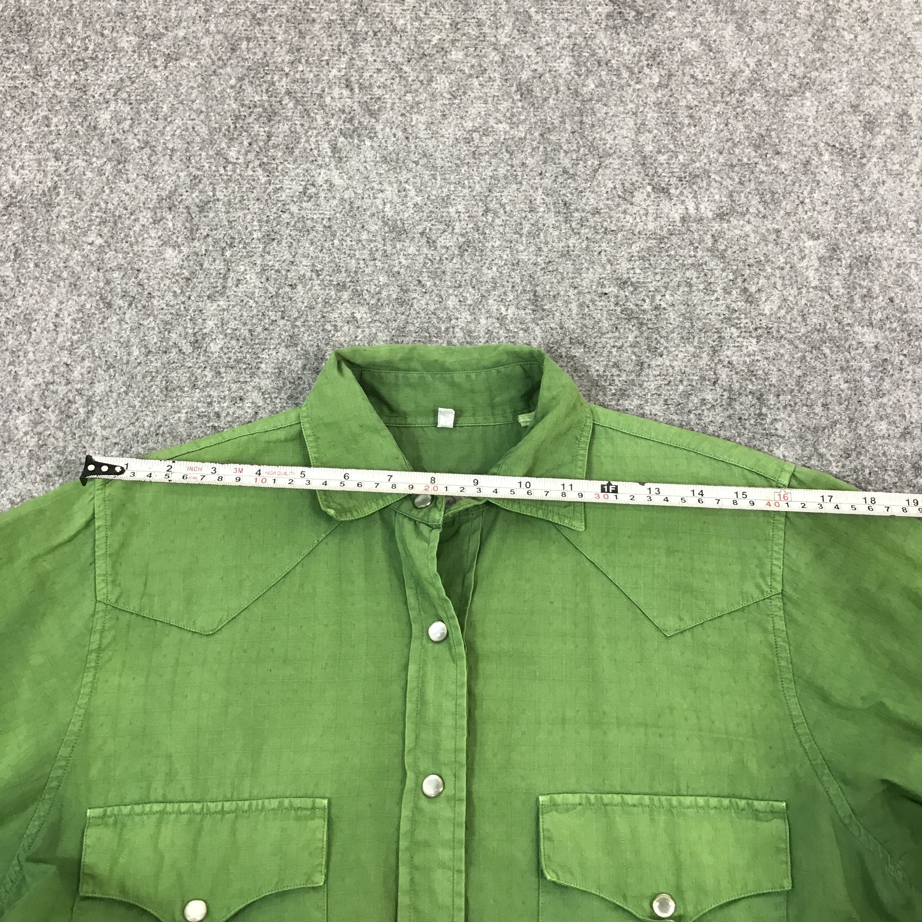 Armani ARMANI JEANS SNAP BUTTOM TSHIRST Size US S / EU 44-46 / 1 - 9 Thumbnail