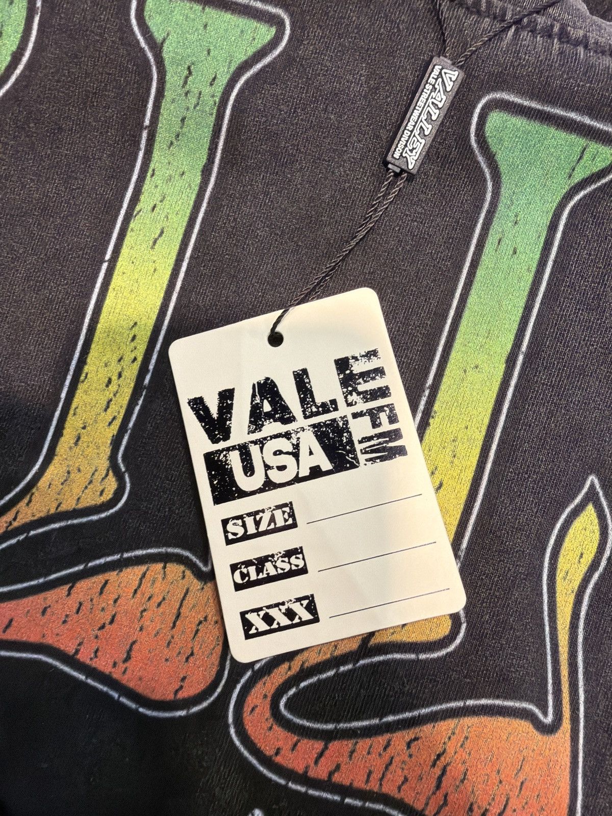 Vale Vale USA Tribal Long Sleeve Size-XL brand new Quick ship Size US XL / EU 56 / 4 - 5 Thumbnail