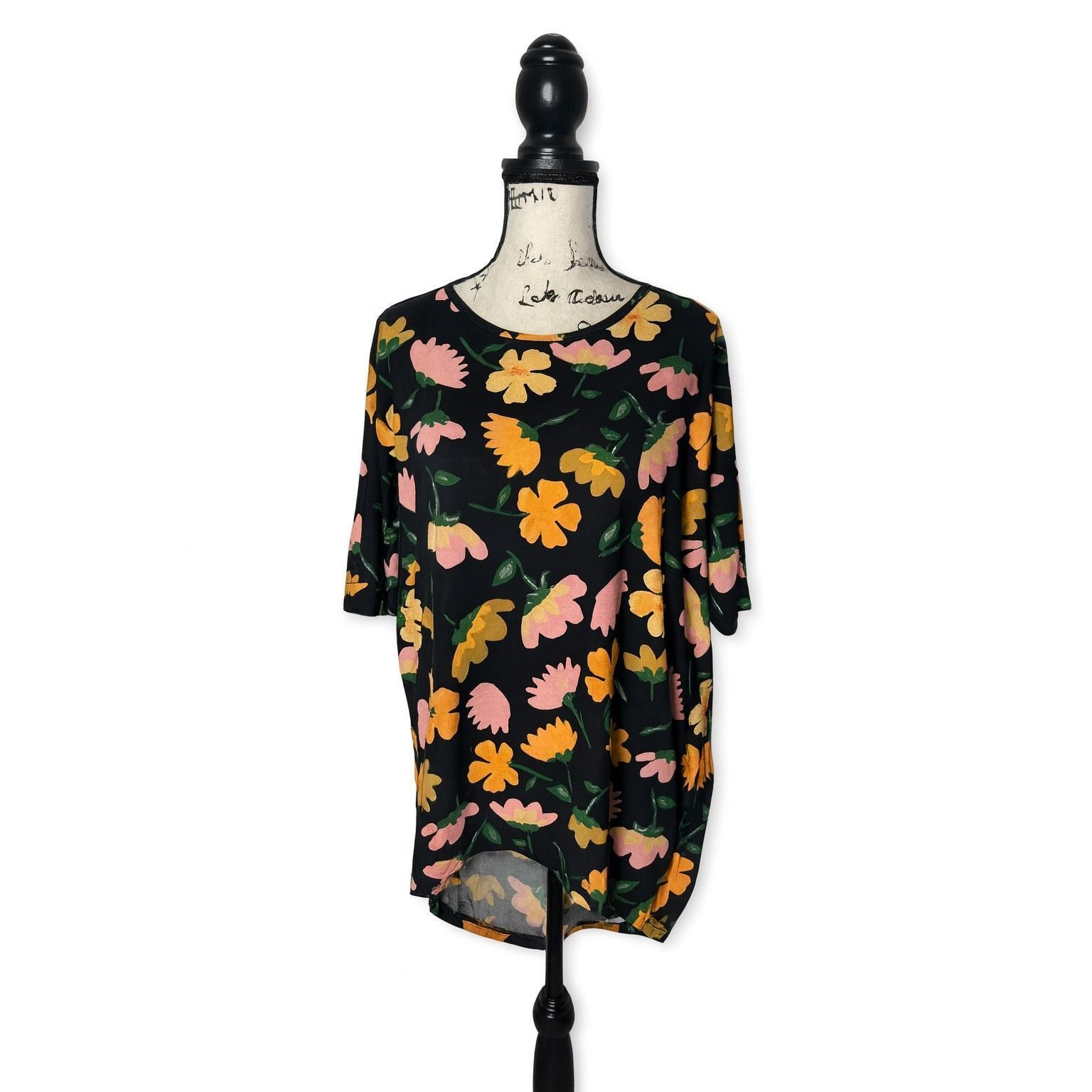 Other LuLaRoe Women’s Oversized Floral Print Top | Size Small Size S / US 4 / IT 40 - 1 Thumbnail