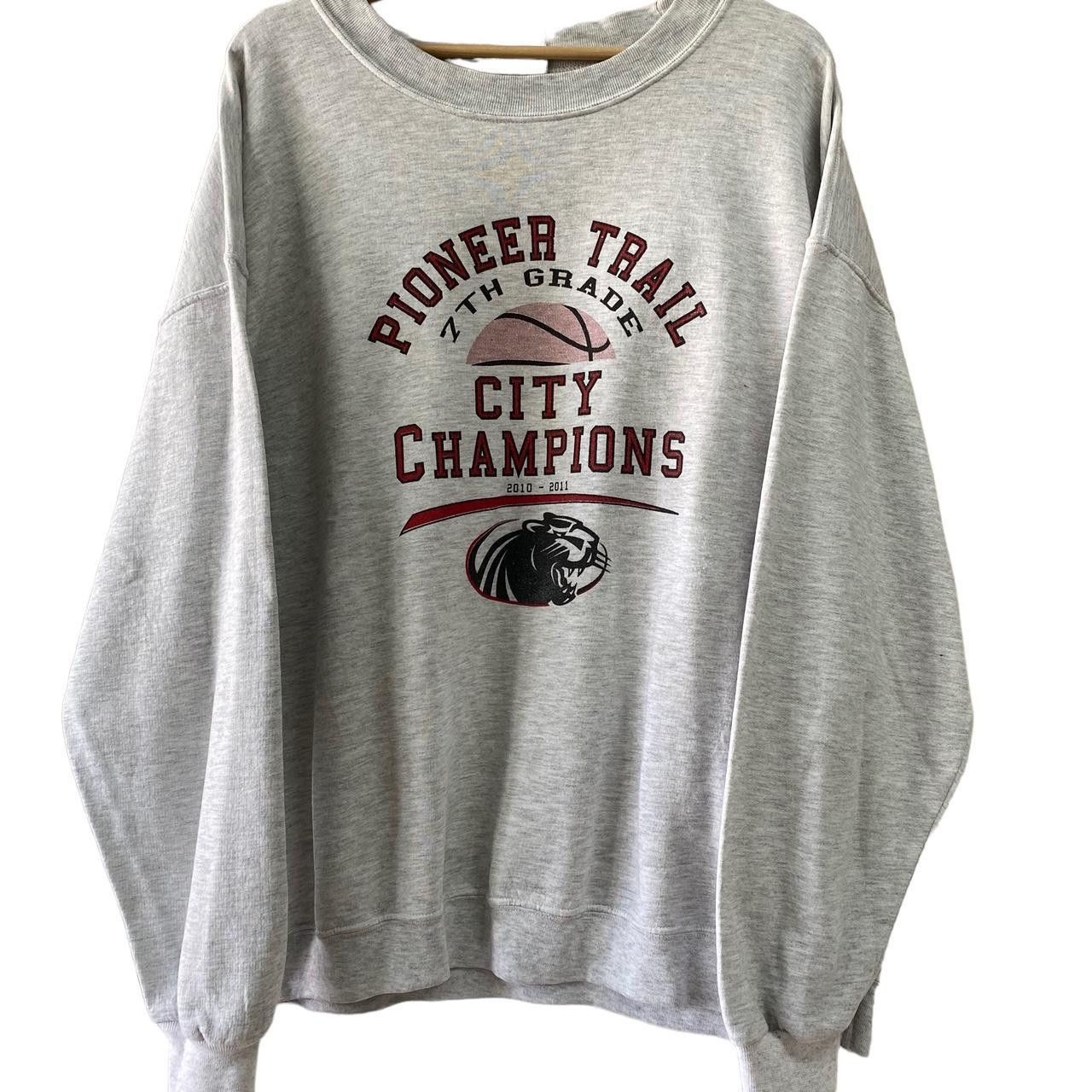 Vintage Vintage city champion sweater size: XL Size US XL / EU 56 / 4 - 1 Thumbnail