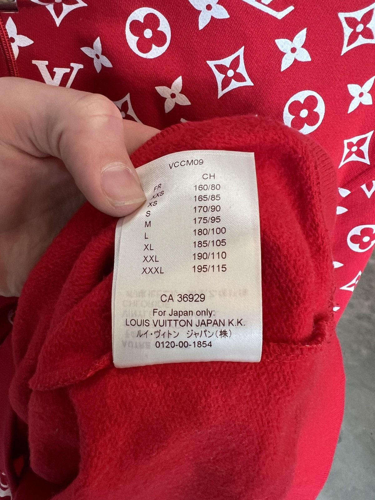 Louis Vuitton × Supreme Supreme x Louis Vuitton Box Logo Hooded Sweatshirt Red Size US XL / EU 56 / 4 - 6 Thumbnail