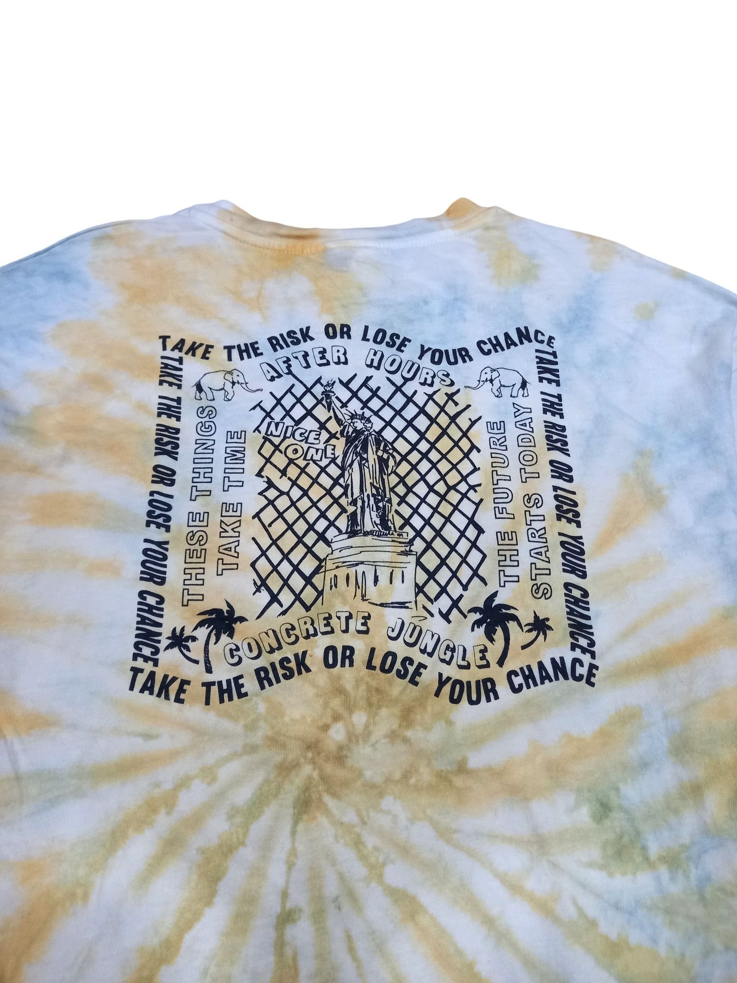 Urban Outfitters Urban Outfitters Tie Dye Back Hit LS Size US S / EU 44-46 / 1 - 5 Thumbnail