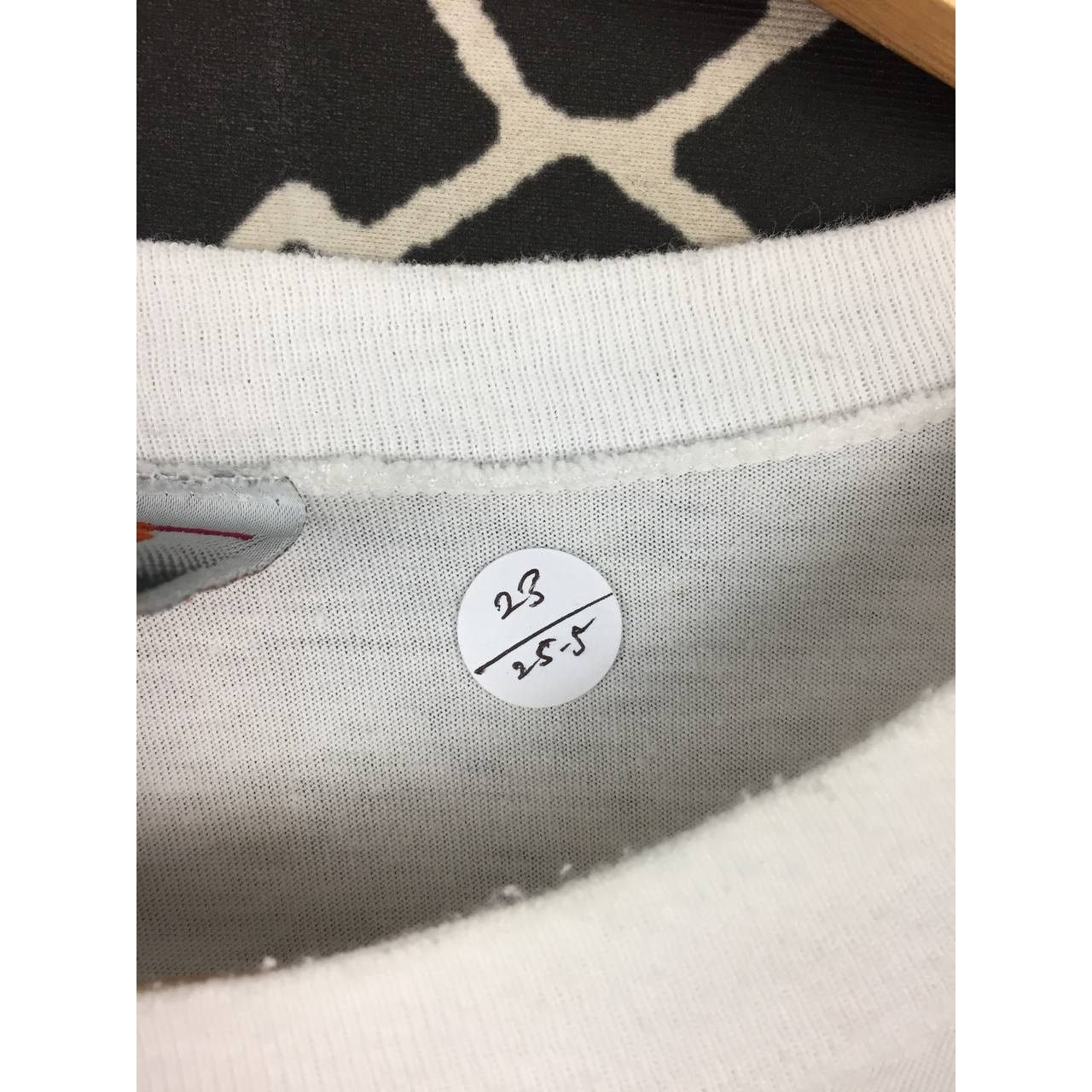 Vintage Vtg Stefanel Made In Italy Buon Natale Peace On Earth Tee Size US M / EU 48-50 / 2 - 18 Thumbnail