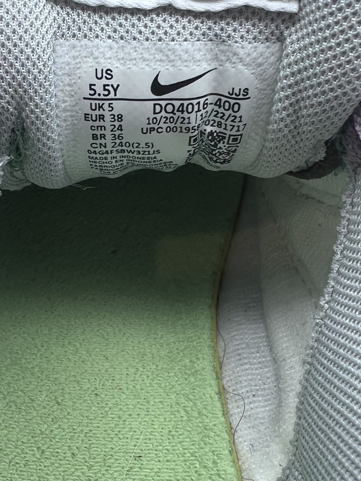 Nike Nike Air Max 90 SE Next Nature Sun Club GS Sz Sz 7 Womens Size US 7 / IT 37 - 10 Thumbnail