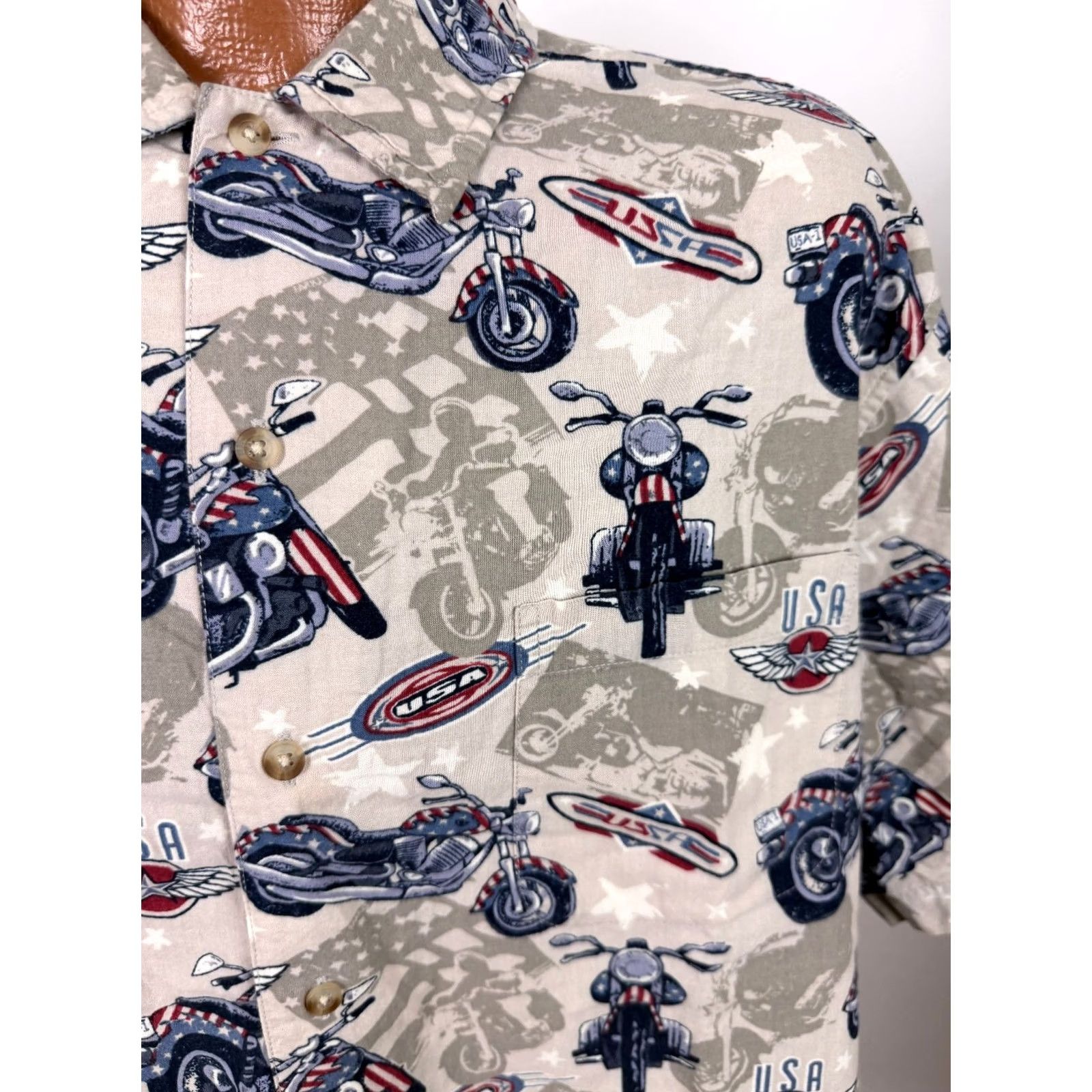 Croft & Barrow VINTAGE Croft & Barrow Motorcycle Shirt Men L Beige Short Sleeve Button-Up 90s Biker American Flag Casual Vintage 90s Men L Shirts Size US L / EU 52-54 / 3 - 2 Thumbnail