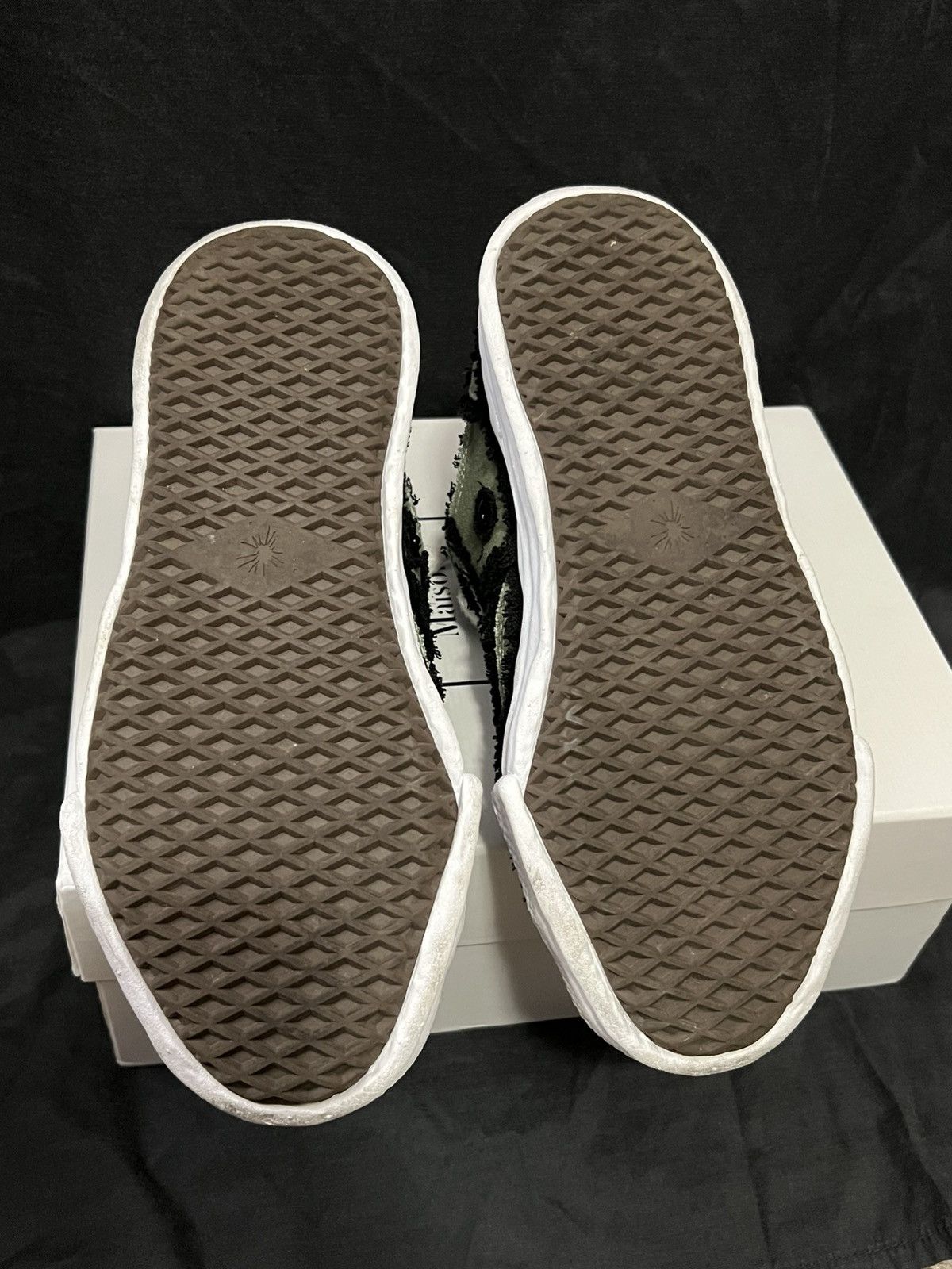 Maison MIHARA YASUHIRO Maison Mihara Yasuhiro Peterson Low Top Sneakers Size US 8 / EU 41 - 7 Thumbnail