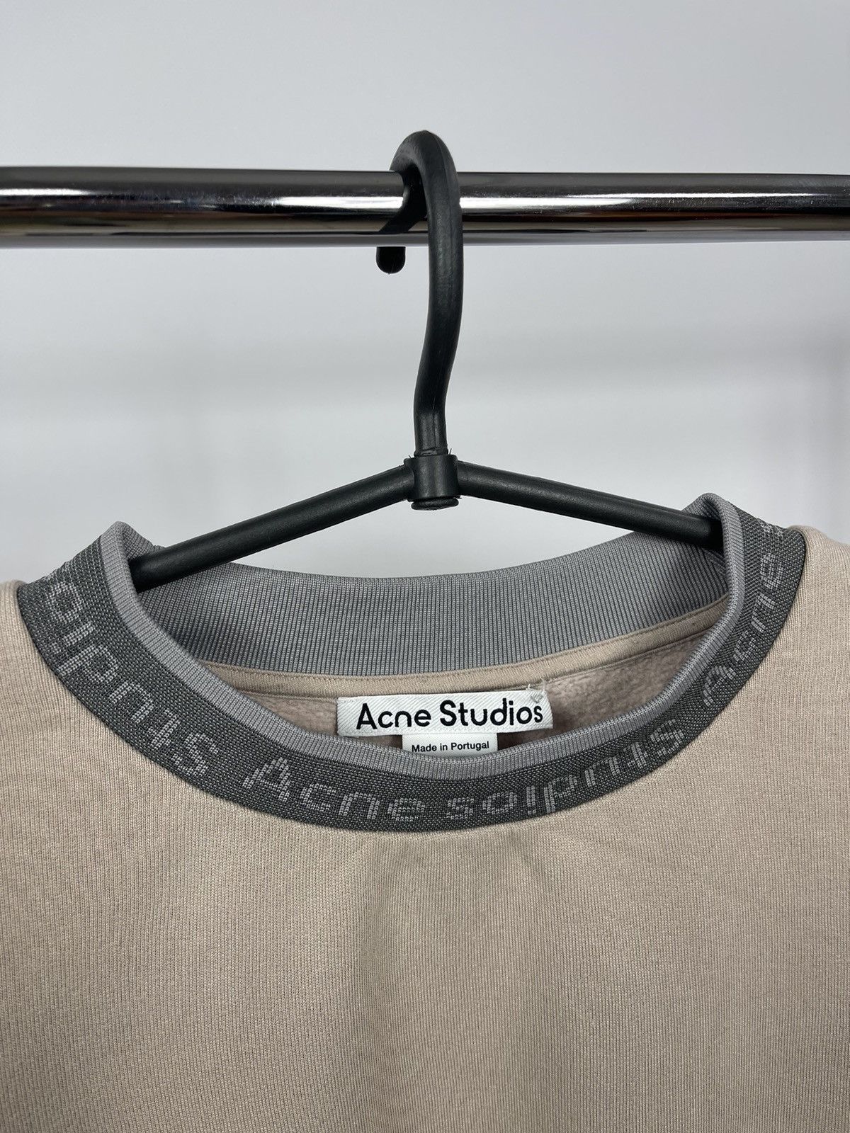 Acne Studios Acne Studios Flogho Crewneck Sweatshirt in Pale Beige Size L Size US L / EU 52-54 / 3 - 3 Thumbnail
