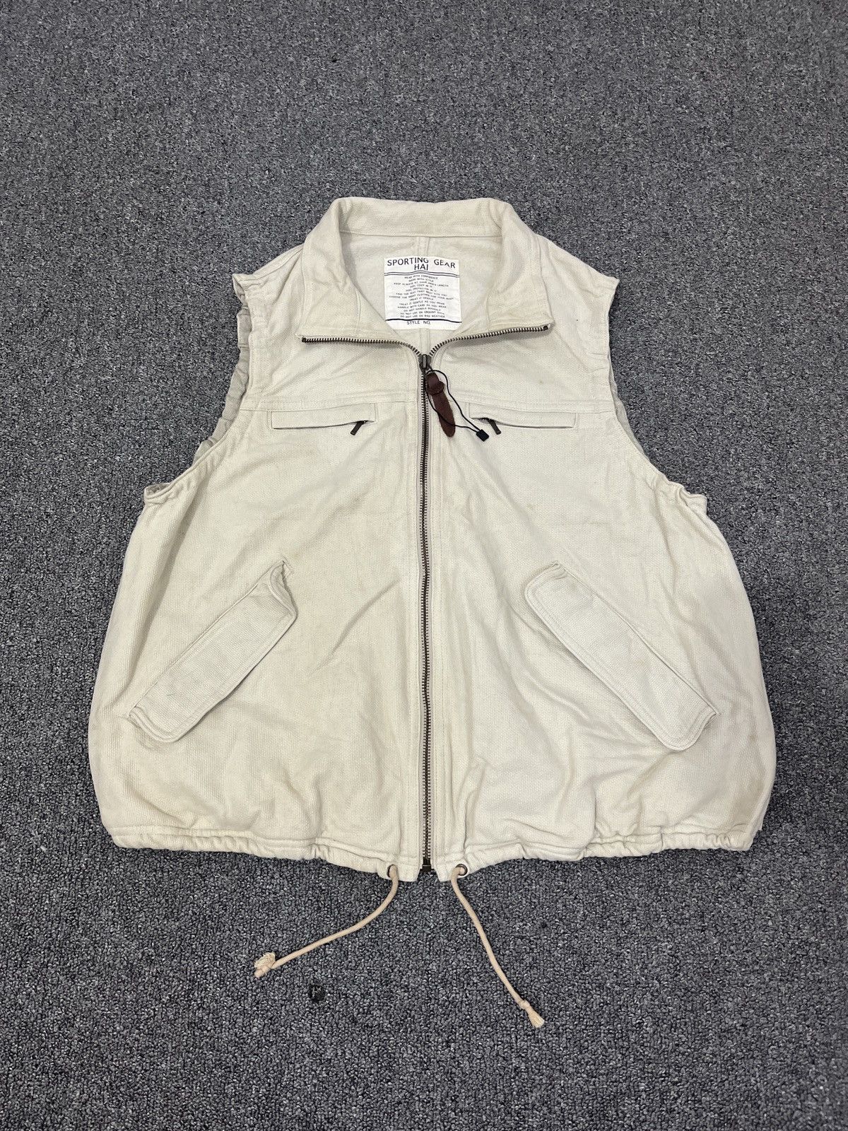 Hai Sporting Gear Vintage 90s Hai Sporting gear Issey Miyake Vest Size US L / EU 52-54 / 3 - 1 Thumbnail