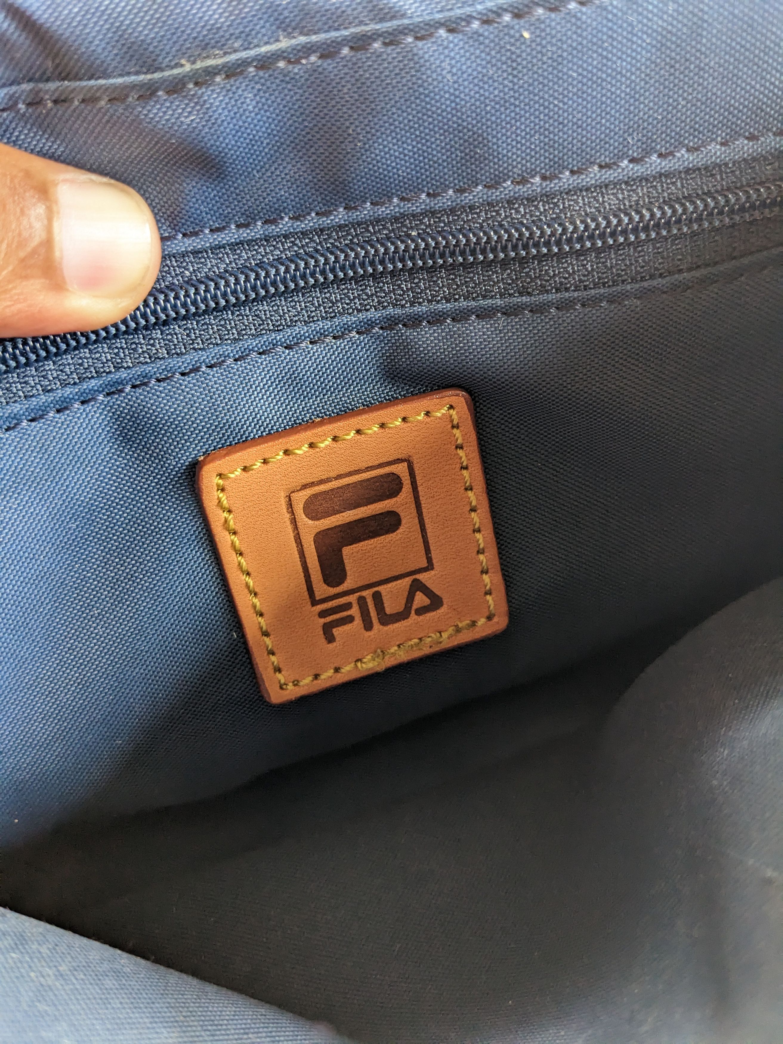 Fila Vintage Fila monogram leather monogram Size ONE SIZE - 9 Thumbnail