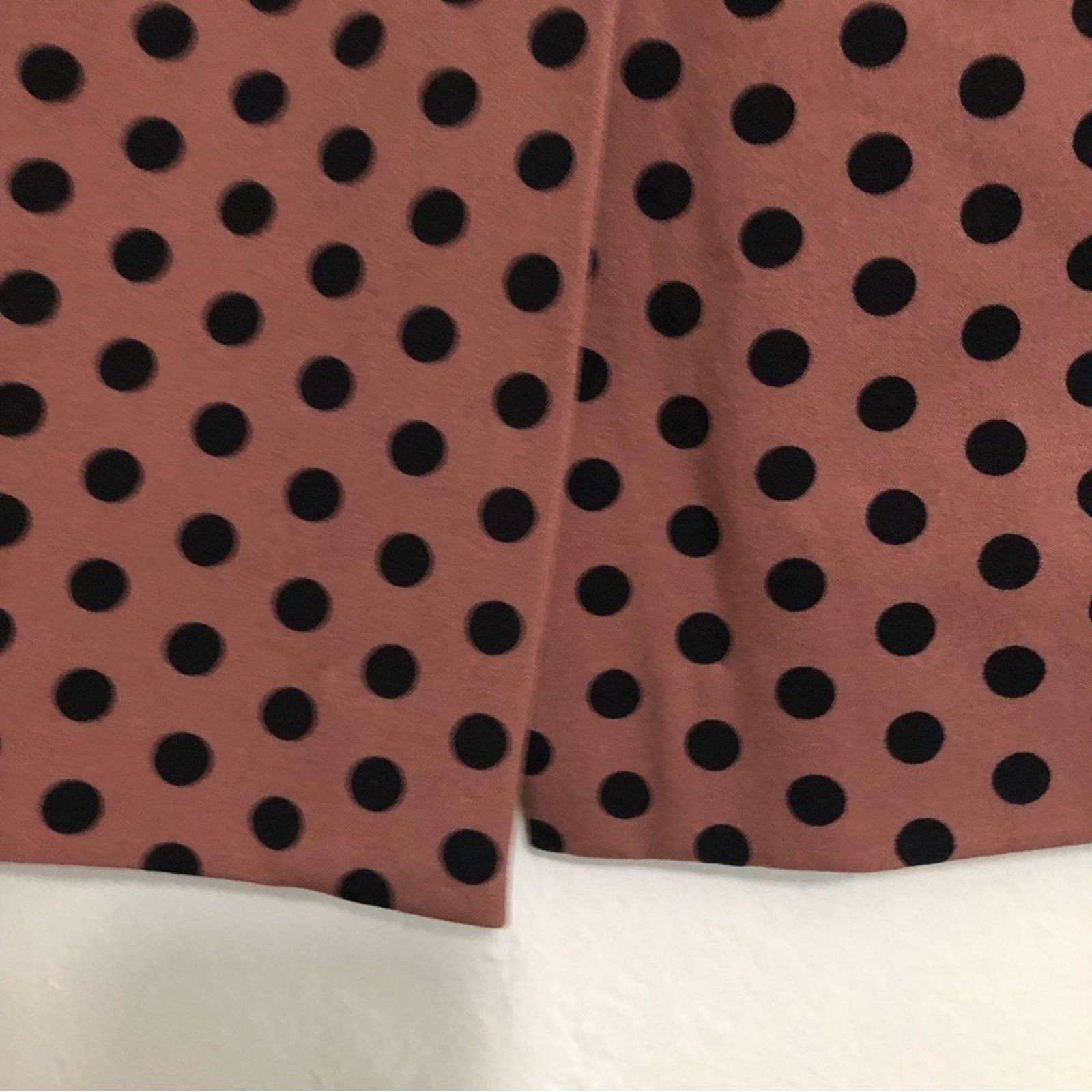 Loft Ann Taylor Loft Mauve Black Polka Dot Pencil Skirt Size 28" / US 6 / IT 42 - 4 Thumbnail