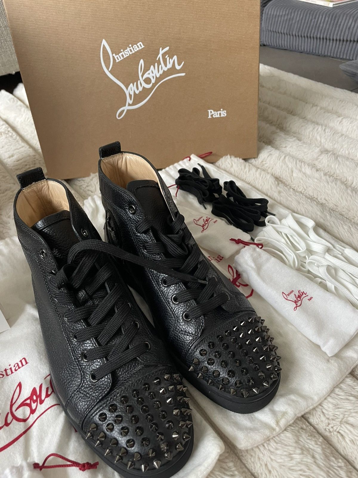 Christian Louboutin Louboutin Lou Spikes flat Calf b139 black/bk 41 Size US 8 / EU 41 - 2 Thumbnail