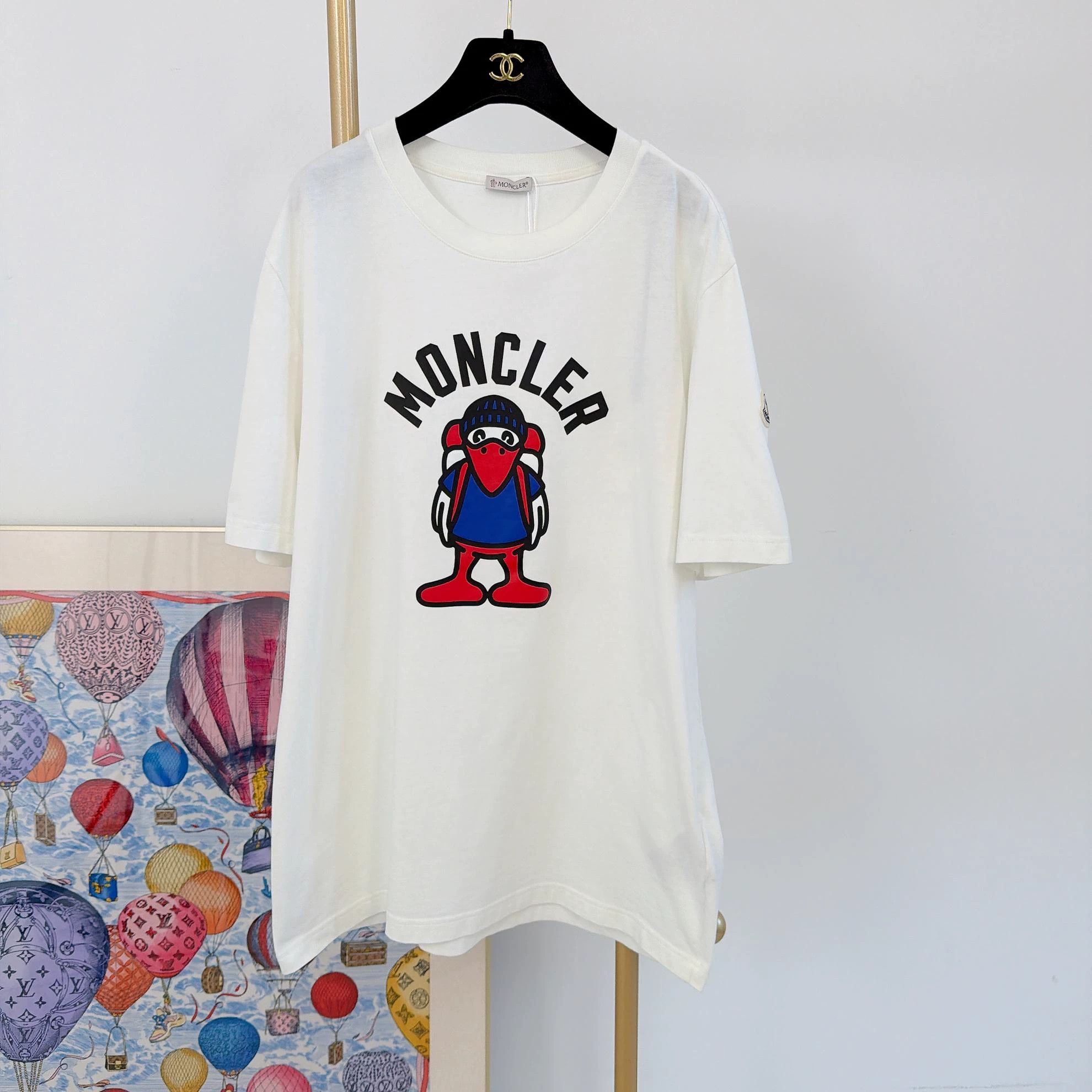 Moncler Moncler New with Tags Cartoon Print Tee L Size US L / EU 52-54 / 3 - 2 Thumbnail